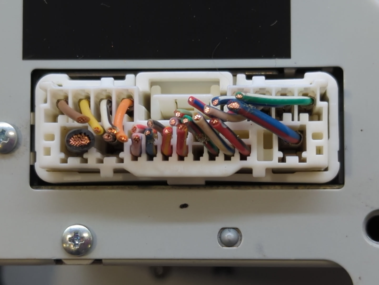 2013-2015 Mazda Cx-9 Radio Control Panel - Oemusedautoparts1.com