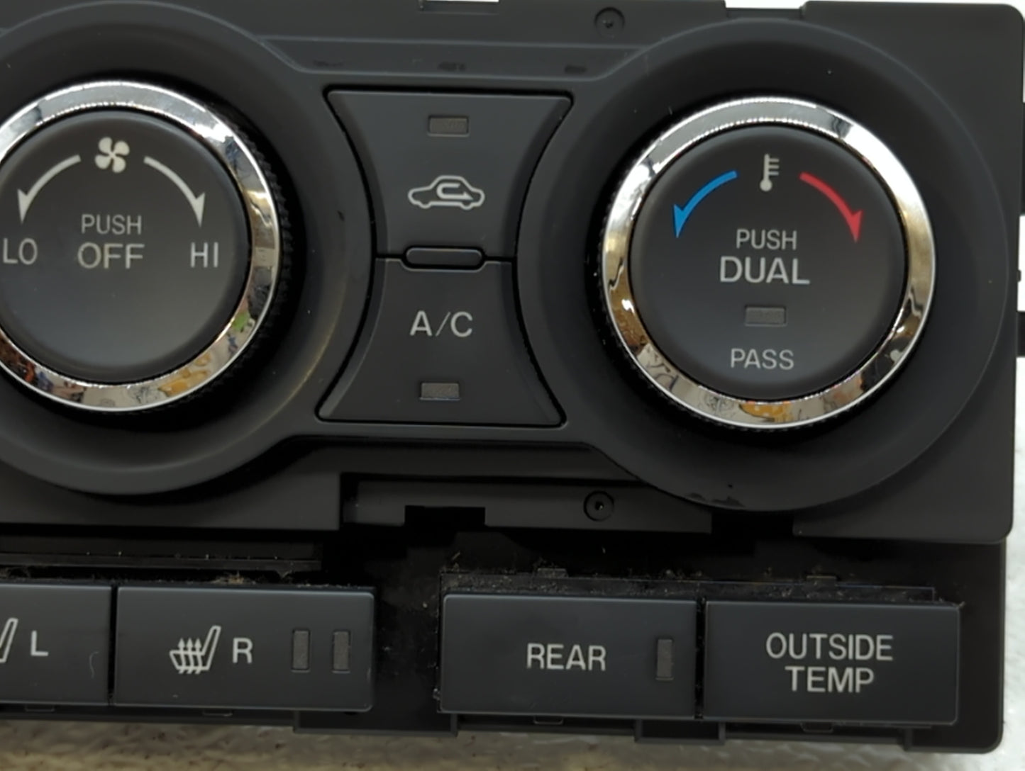 2010-2015 Mazda Cx-9 Climate Control Module Temperature AC/Heater Replacement P/N:TE70-61-190 Fits OEM Used Auto Parts - Oem