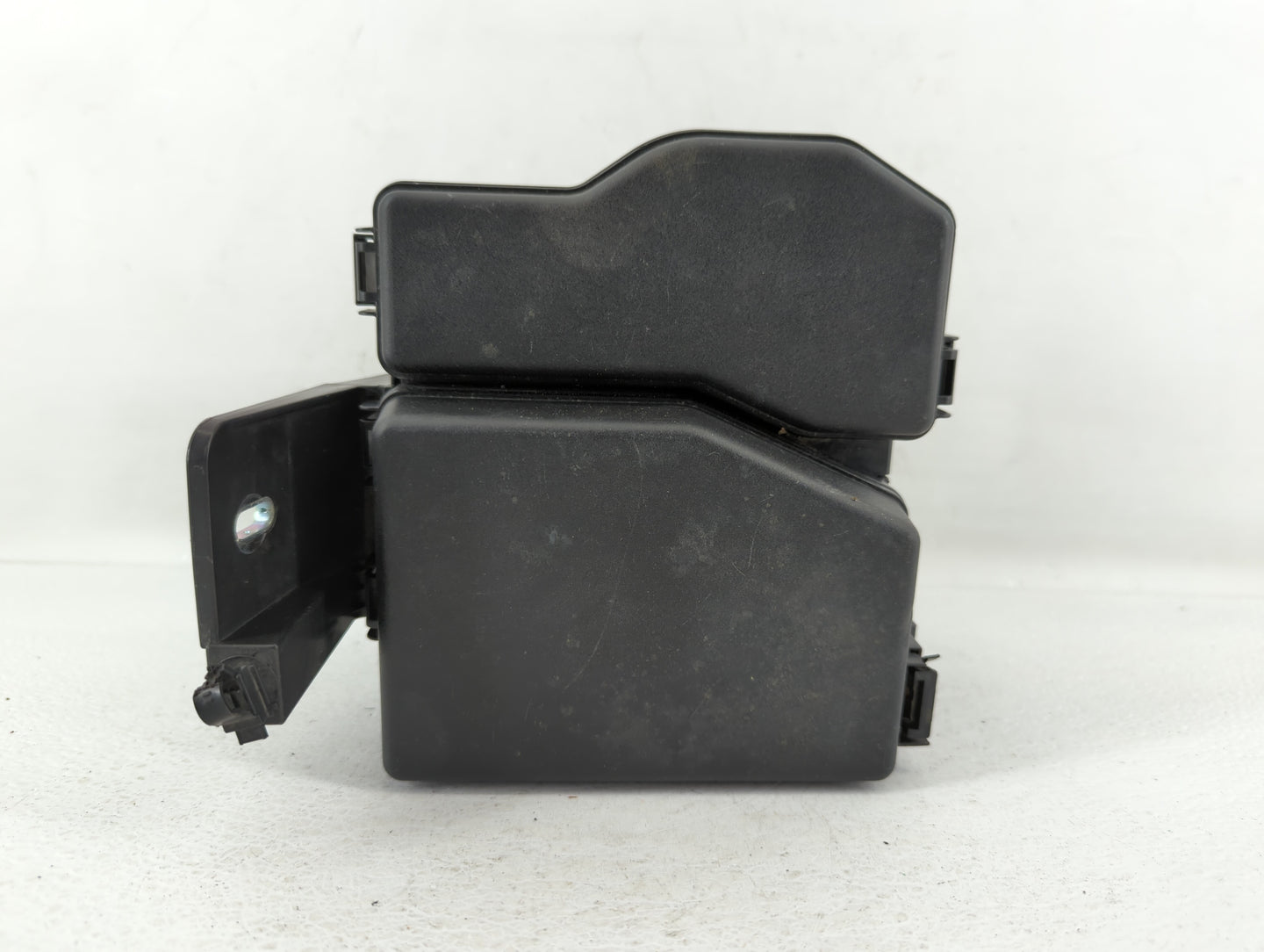 2013-2015 Mazda Cx-9 Fusebox Fuse Box Panel Relay Module P/N:TK24-66760 Fits Fits 2013 2014 2015 OEM Used Auto Parts - Oemus