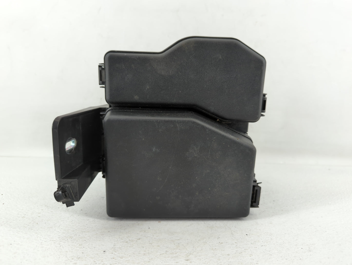 2013-2015 Mazda Cx-9 Fusebox Fuse Box Panel Relay Module P/N:TK24-66760 Fits Fits 2013 2014 2015 OEM Used Auto Parts - Oemus