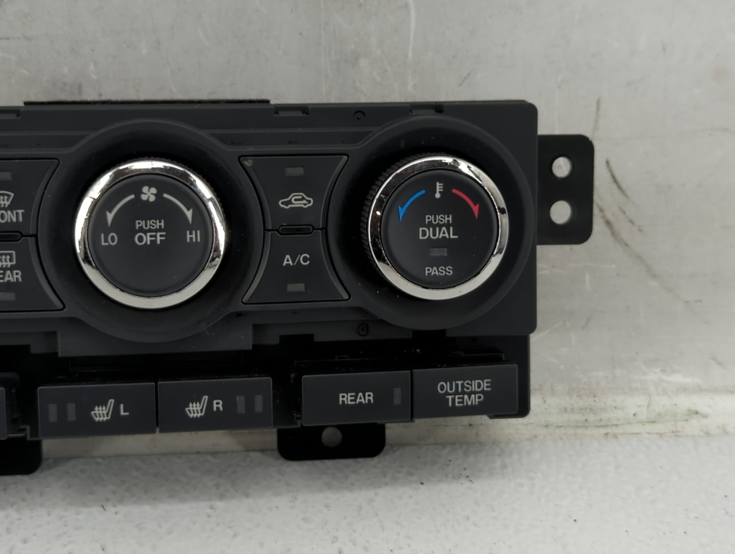 2010-2015 Mazda Cx-9 Climate Control Module Temperature AC/Heater Replacement P/N:TE70-61-190 Fits OEM Used Auto Parts - Oem