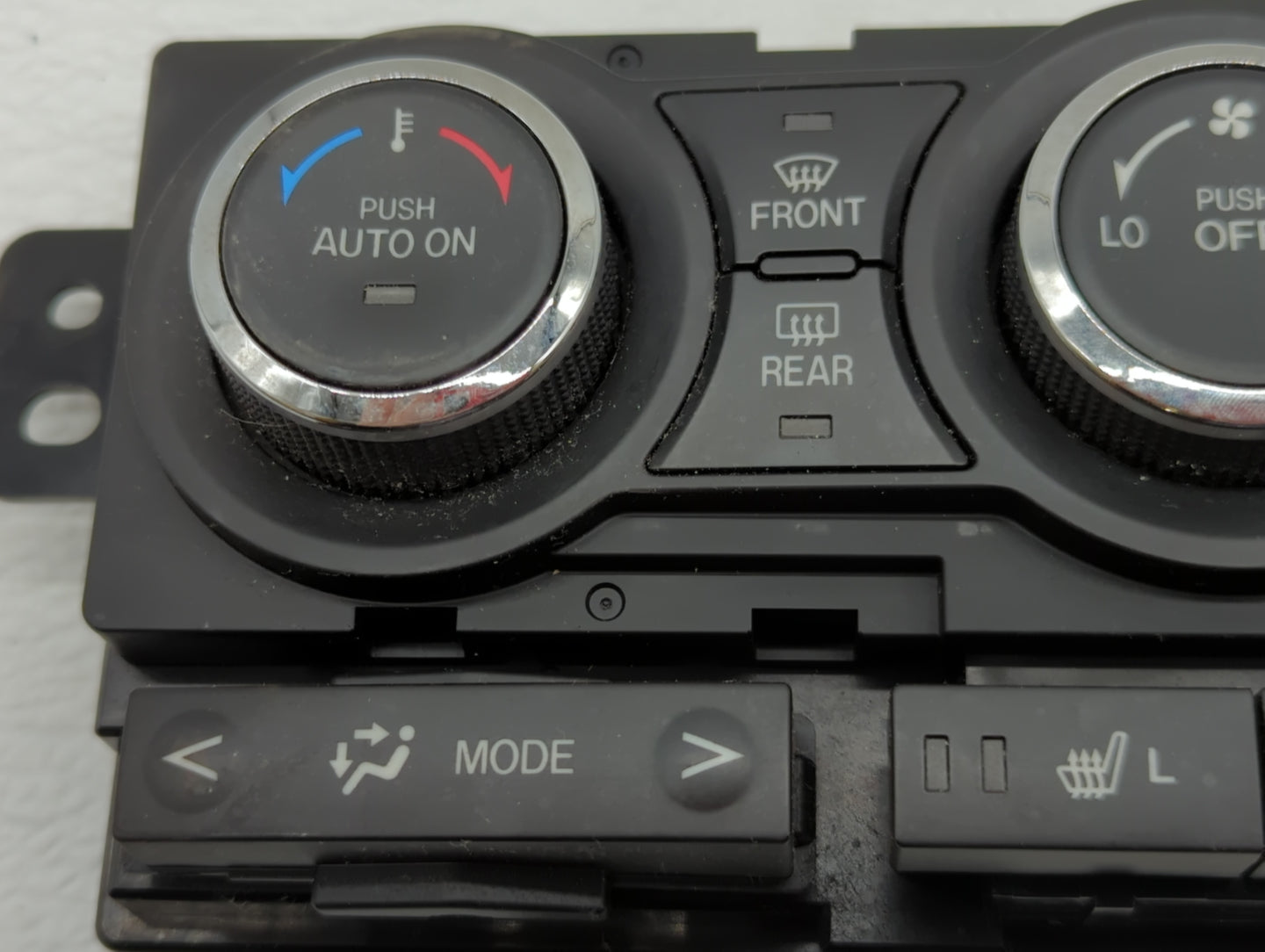 2010-2015 Mazda Cx-9 Climate Control Module Temperature AC/Heater Replacement P/N:TE70-61-190 Fits OEM Used Auto Parts - Oem