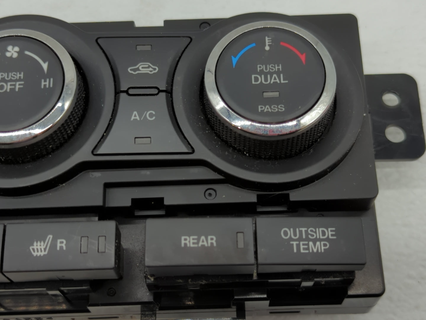 2010-2015 Mazda Cx-9 Climate Control Module Temperature AC/Heater Replacement P/N:TE70-61-190 Fits OEM Used Auto Parts - Oem