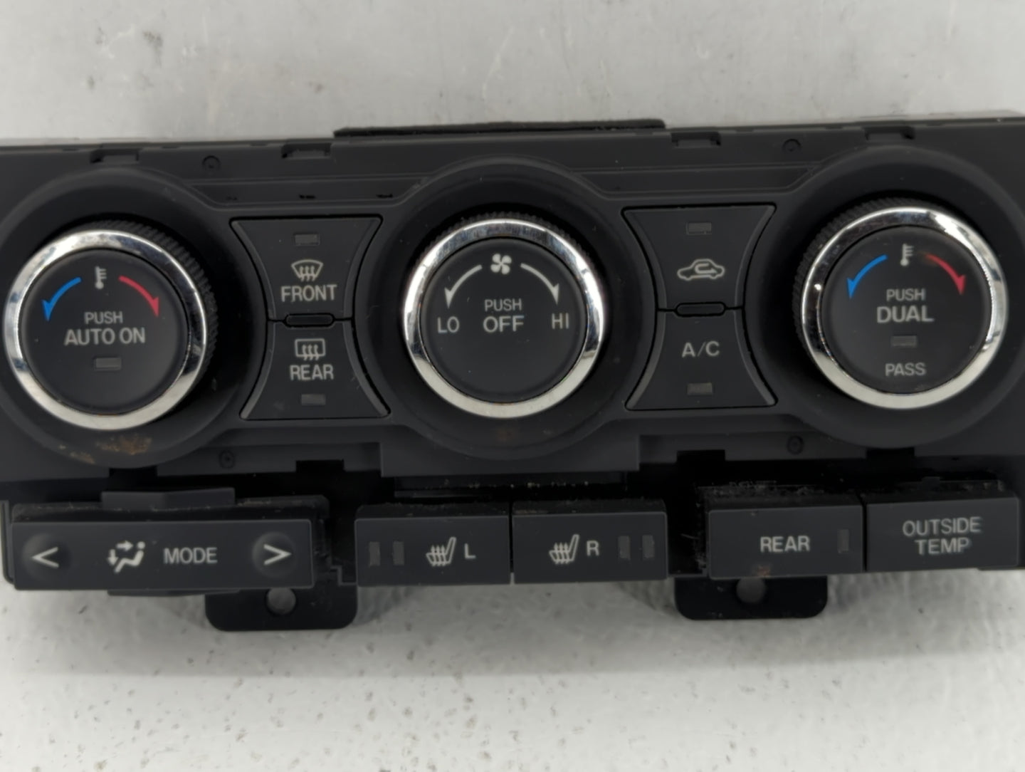 2010-2015 Mazda Cx-9 Climate Control Module Temperature AC/Heater Replacement P/N:422Y TE70-61-190 Fits OEM Used Auto Parts 
