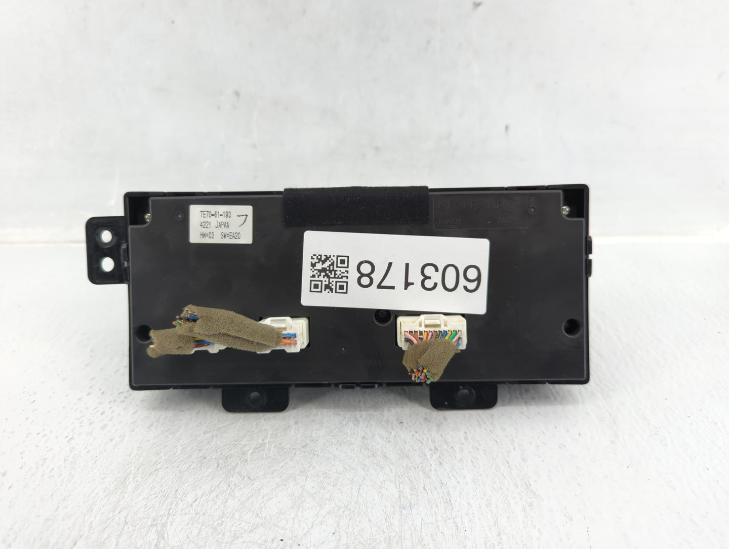 2010-2015 Mazda Cx-9 Climate Control Module Temperature AC/Heater Replacement P/N:422Y TE70-61-190 Fits OEM Used Auto Parts 