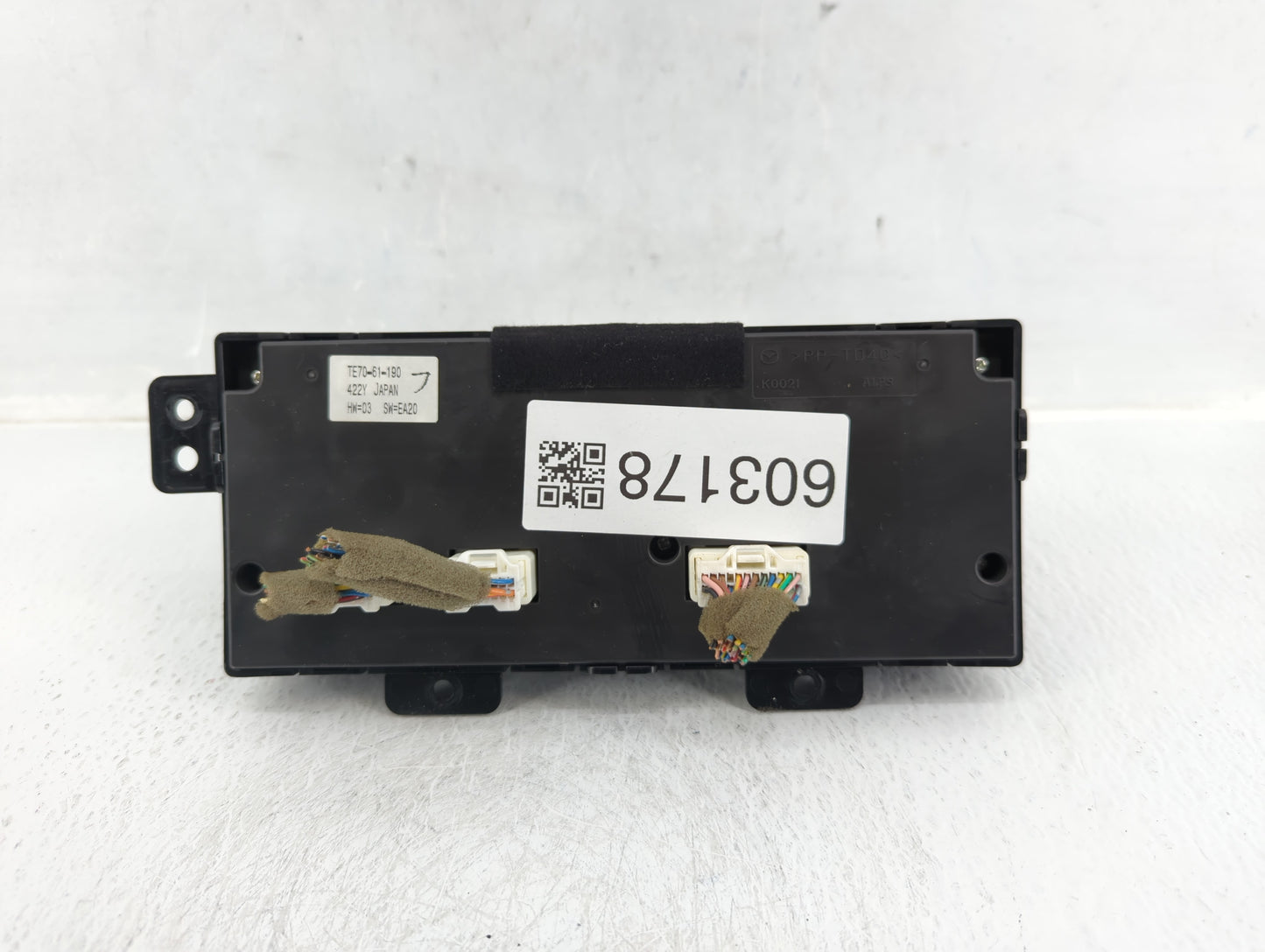 2010-2015 Mazda Cx-9 Climate Control Module Temperature AC/Heater Replacement P/N:422Y TE70-61-190 Fits OEM Used Auto Parts 