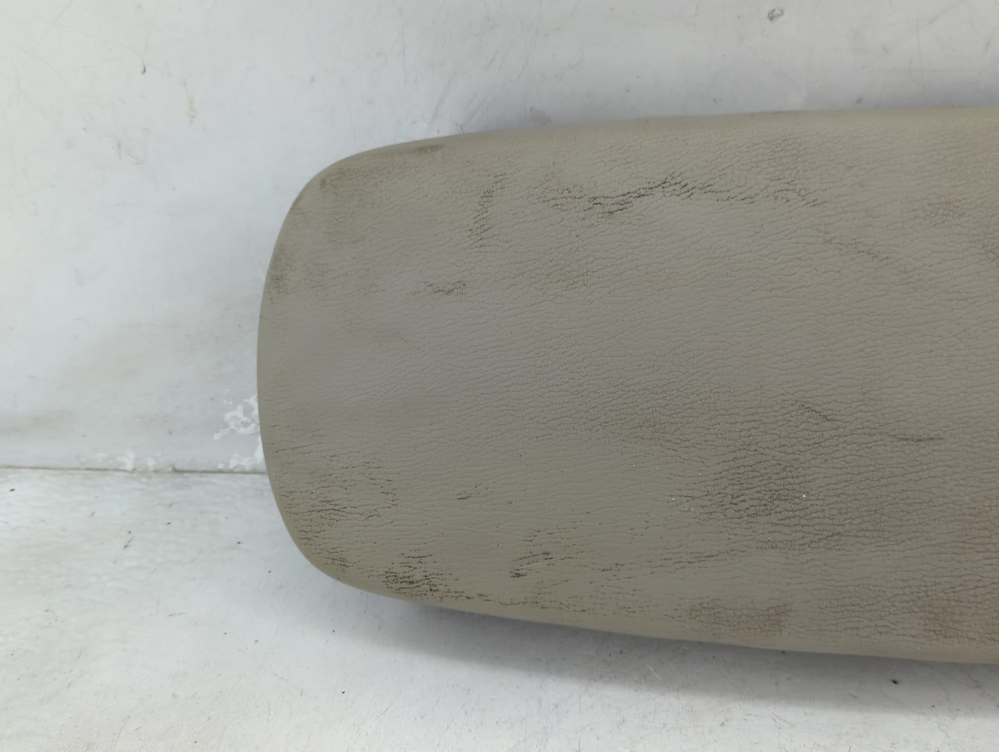 2014 Mazda Cx5 Center Console Armrest Cover Lid Fits OEM Used Auto Parts - Oemusedautoparts1.com