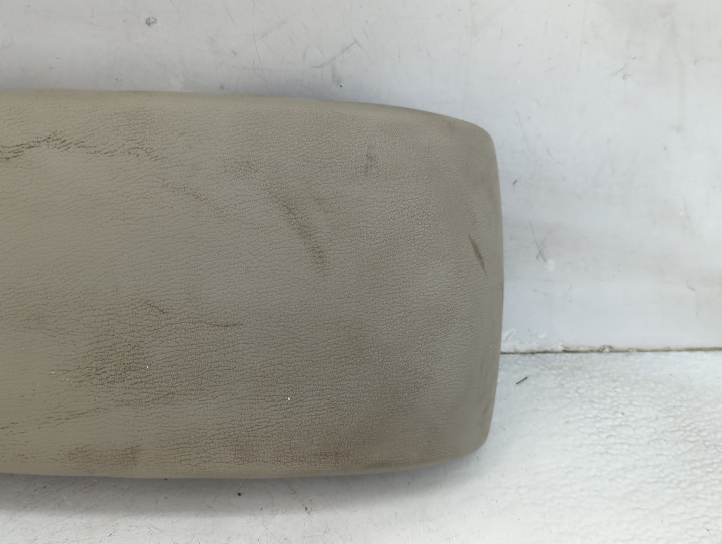 2014 Mazda Cx5 Center Console Armrest Cover Lid Fits OEM Used Auto Parts - Oemusedautoparts1.com
