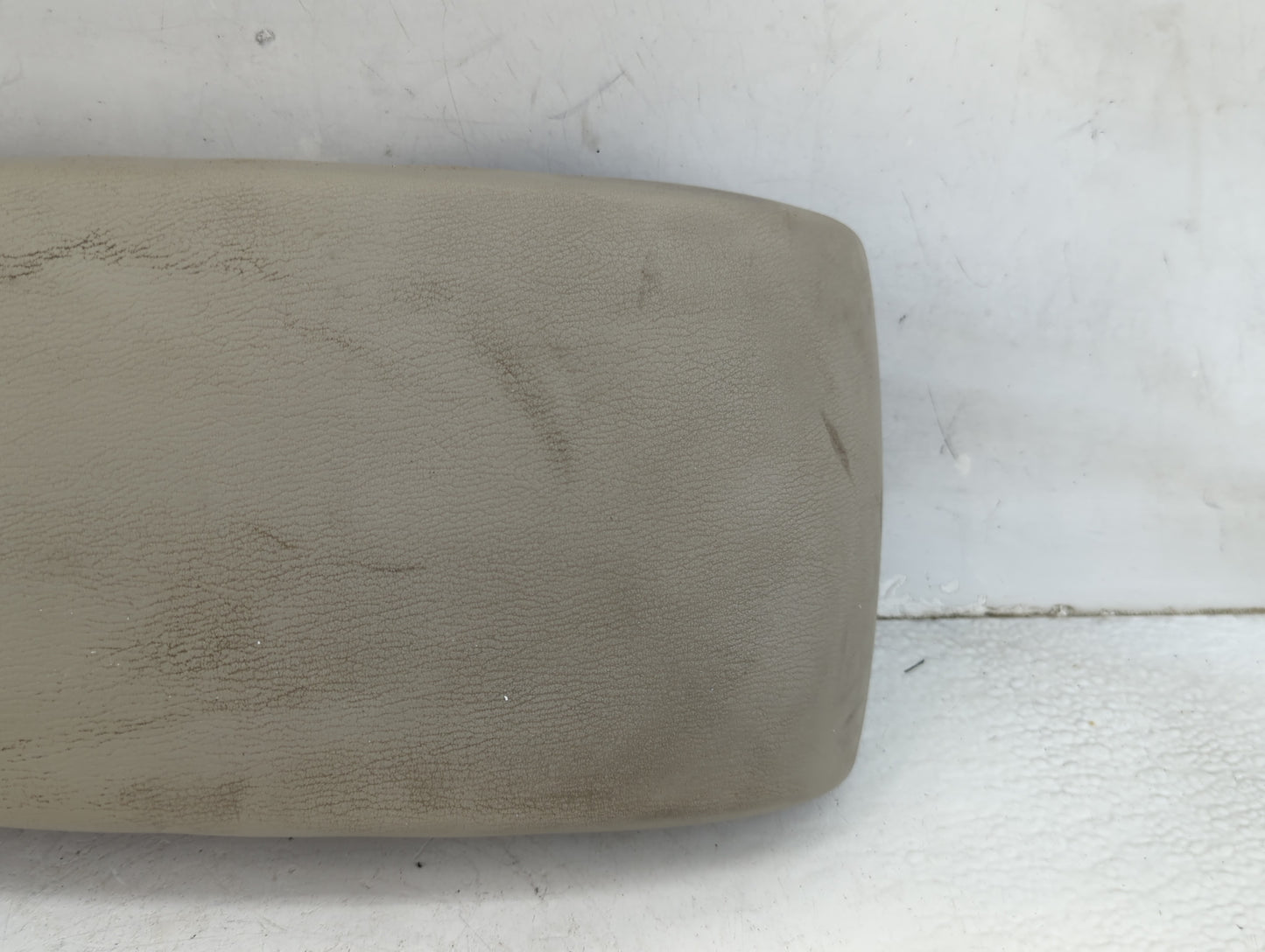 2014 Mazda Cx5 Center Console Armrest Cover Lid Fits OEM Used Auto Parts - Oemusedautoparts1.com