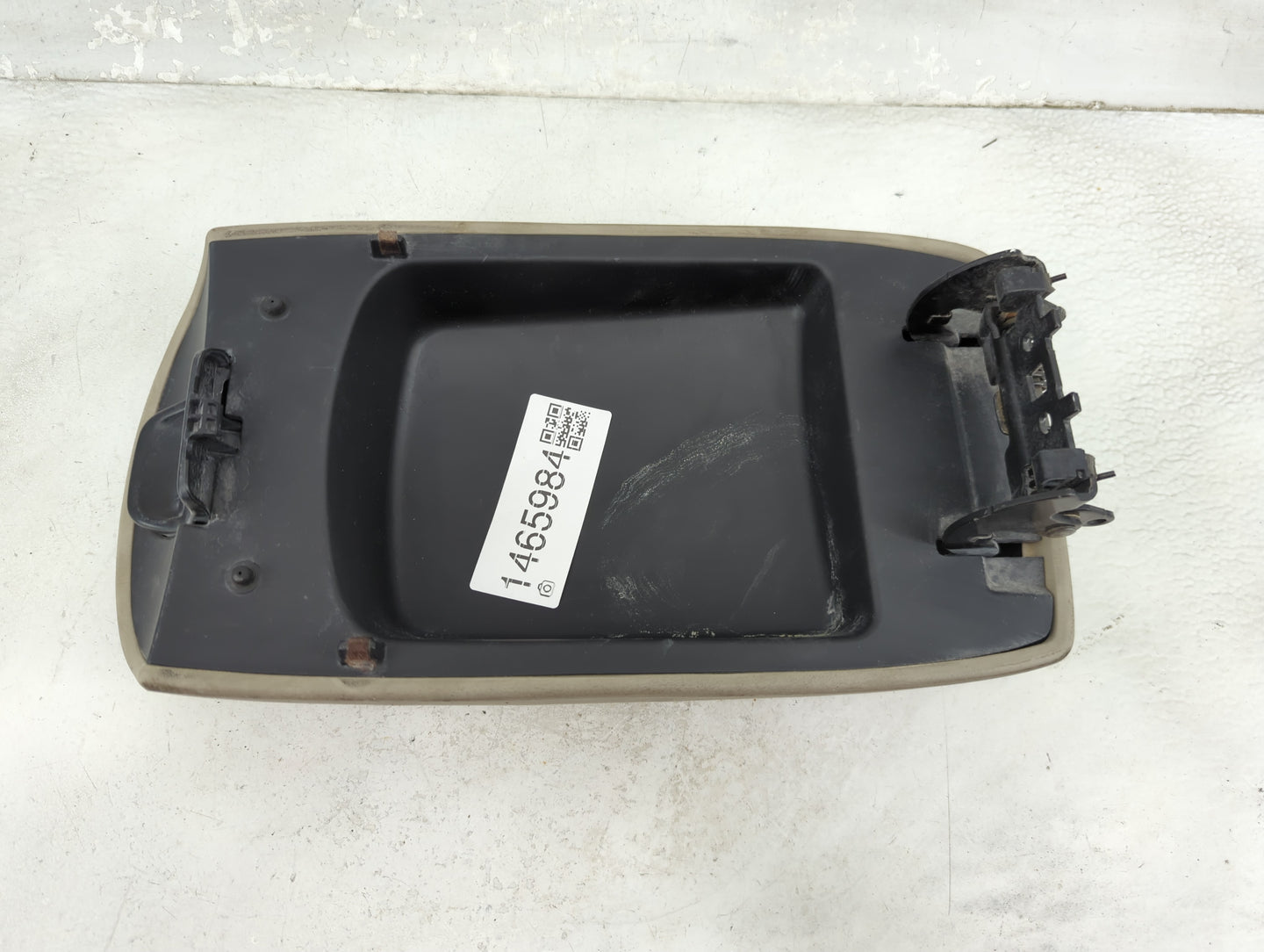 2014 Mazda Cx5 Center Console Armrest Cover Lid Fits OEM Used Auto Parts - Oemusedautoparts1.com
