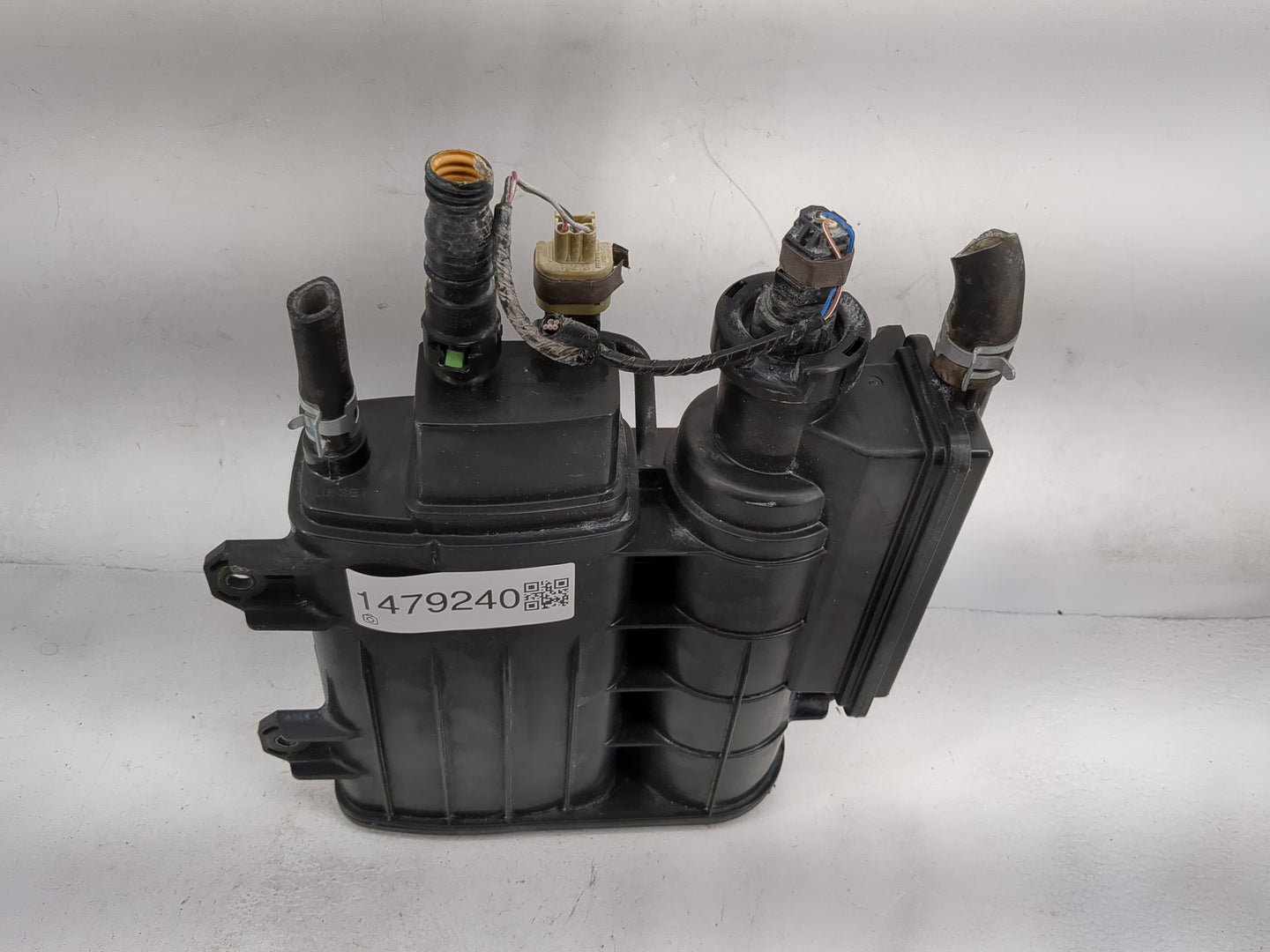 2014 Mazda Cx5 Fuel Vapor Charcoal Canister 1479240 - Oemusedautoparts1.com