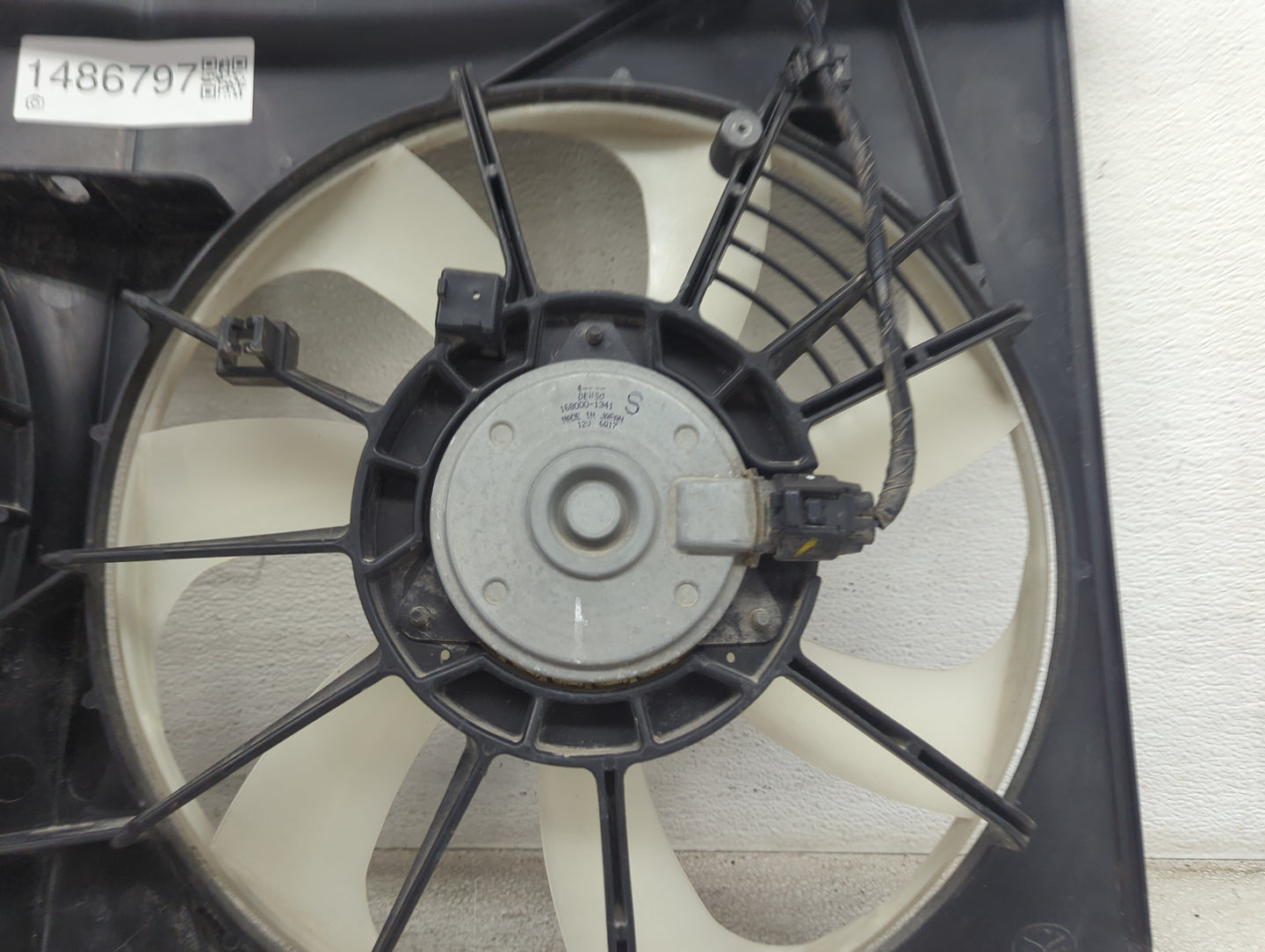 2014 Mazda Cx5 Electric Radiator Cooling Fan Motor Assembly P/N:168000-1341 Fits Fits 2013 2015 2016 OEM Used Auto Parts - O