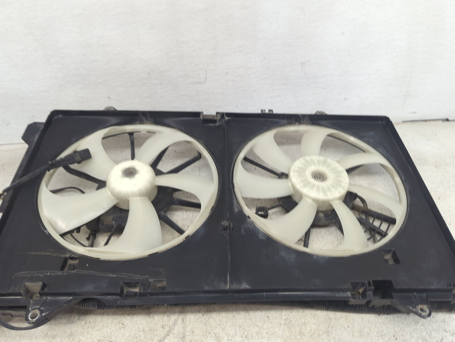 2014 Mazda Cx5 Electric Radiator Cooling Fan Motor Assembly P/N:168000-1341 Fits Fits 2013 2015 2016 OEM Used Auto Parts - O