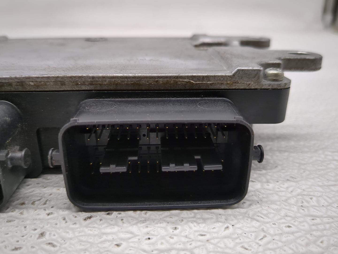 2014 Mazda Maz5 PCM Engine Control Computer ECU ECM PCU OEM P/N:L5E2 18 881D E6T62081HV1 Fits Fits 2012 2013 2015 2016 2017 