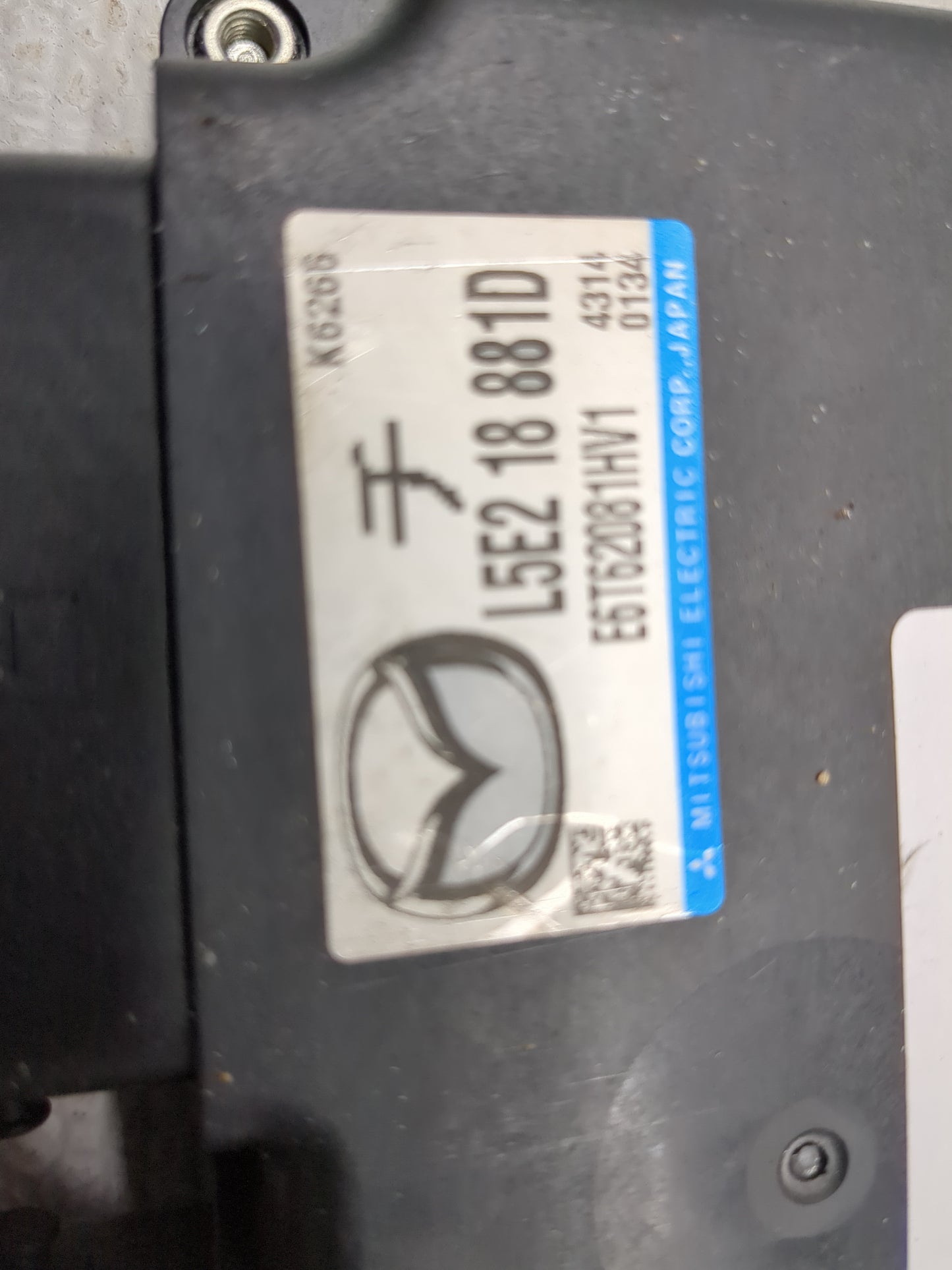 2014 Mazda Maz5 PCM Engine Control Computer ECU ECM PCU OEM P/N:L5E2 18 881D E6T62081HV1 Fits Fits 2012 2013 2015 2016 2017 
