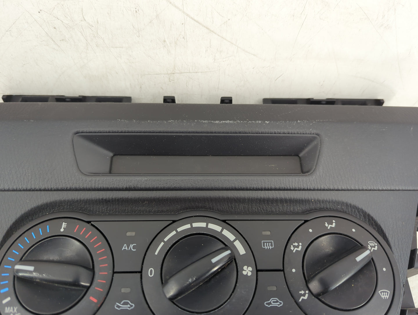 2014 Mazda Mazda3 Climate Control Module Temperature AC/Heater Replacement P/N:BHN1 060957, 060090 Fits Fits 2015 2016 OEM U