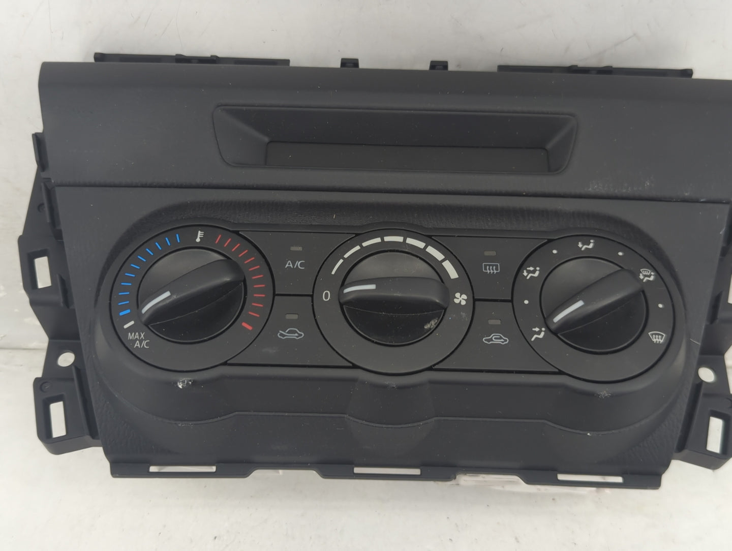 2014 Mazda Mazda3 Climate Control Module Temperature AC/Heater Replacement P/N:BHN1 0600506 Fits Fits 2015 2016 OEM Used Aut