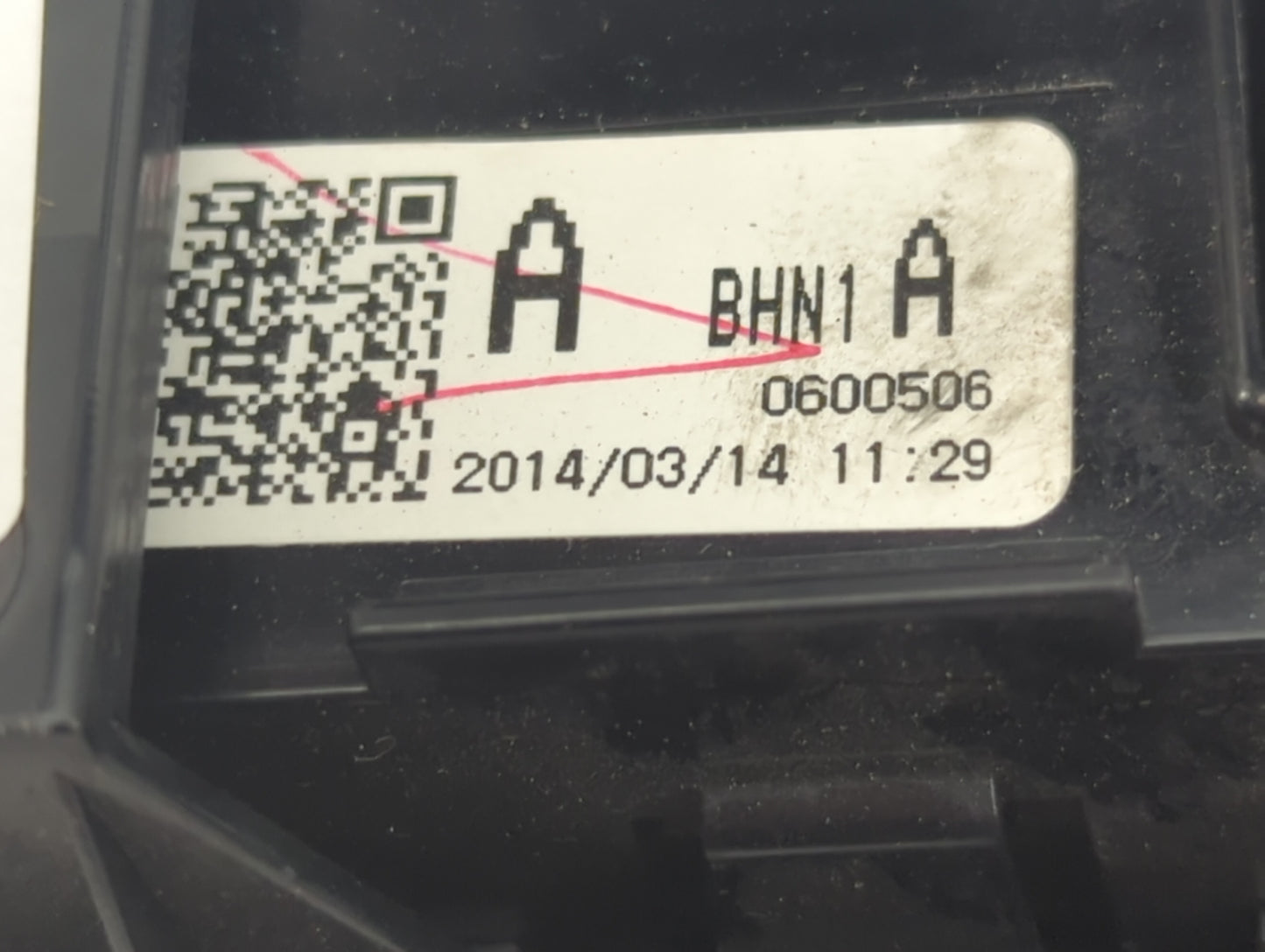 2014 Mazda Mazda3 Climate Control Module Temperature AC/Heater Replacement P/N:BHN1 0600506 Fits Fits 2015 2016 OEM Used Aut