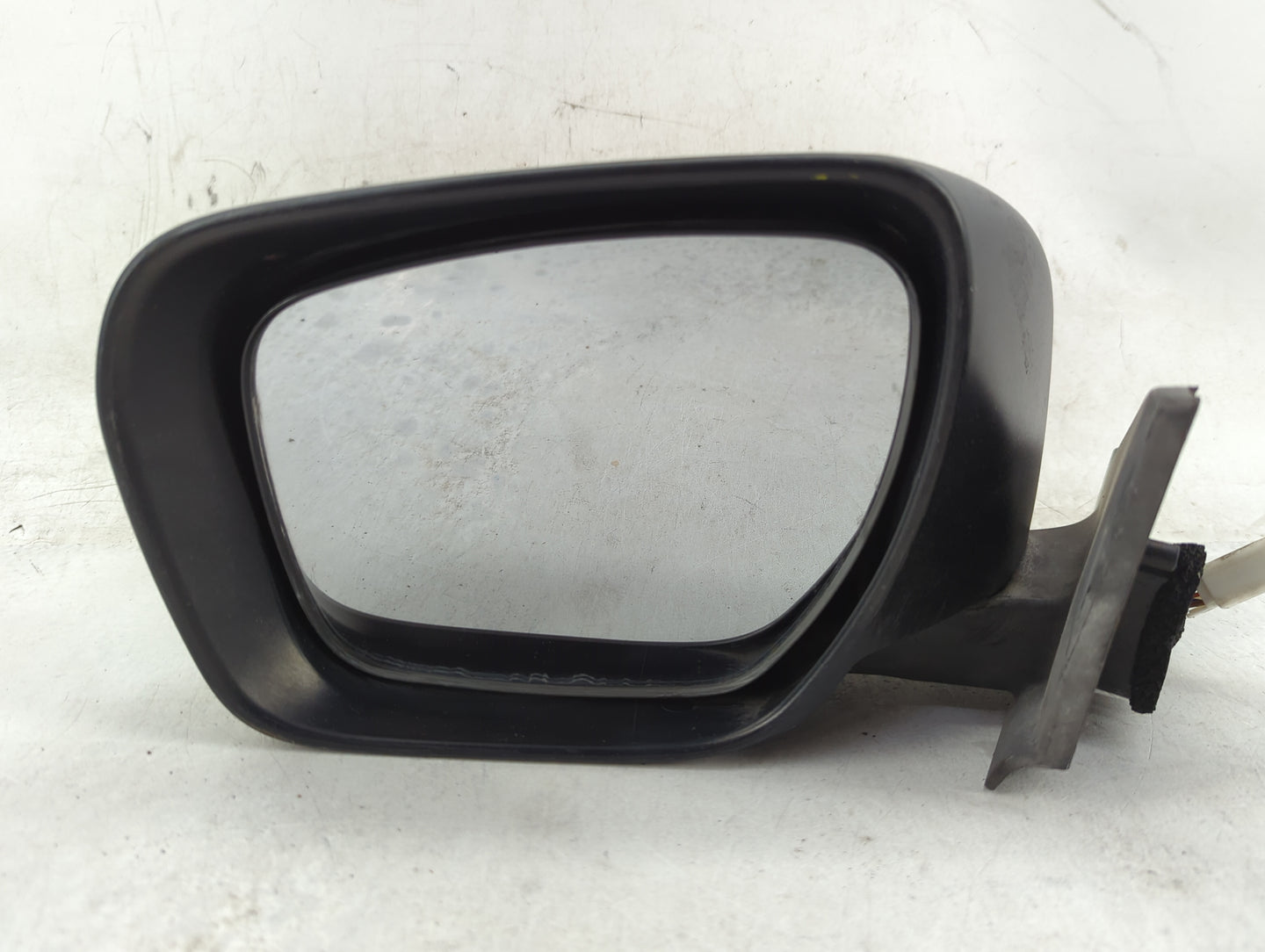 2014 Mazda Mazda 5 Driver Side View Mirror - Left Door Mirror OEM Used - Oemusedautoparts1.com
