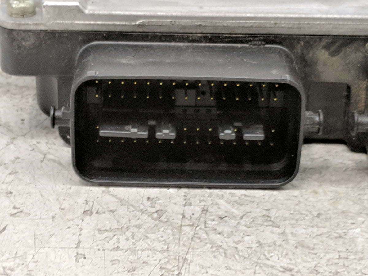 2014 Mazda Mazda 5 PCM Engine Control Computer ECU ECM PCU OEM P/N:L5E4 18 881D E6T62083HV1 Fits Fits 2012 2013 2015 OEM Use