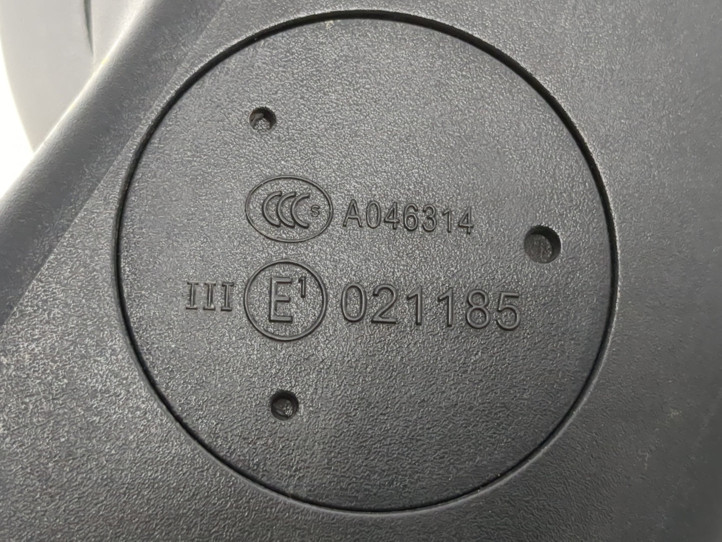 2014 Mercedes-Benz 320 Driver Side View Mirror - Left Door Mirror OEM Used - Oemusedautoparts1.com