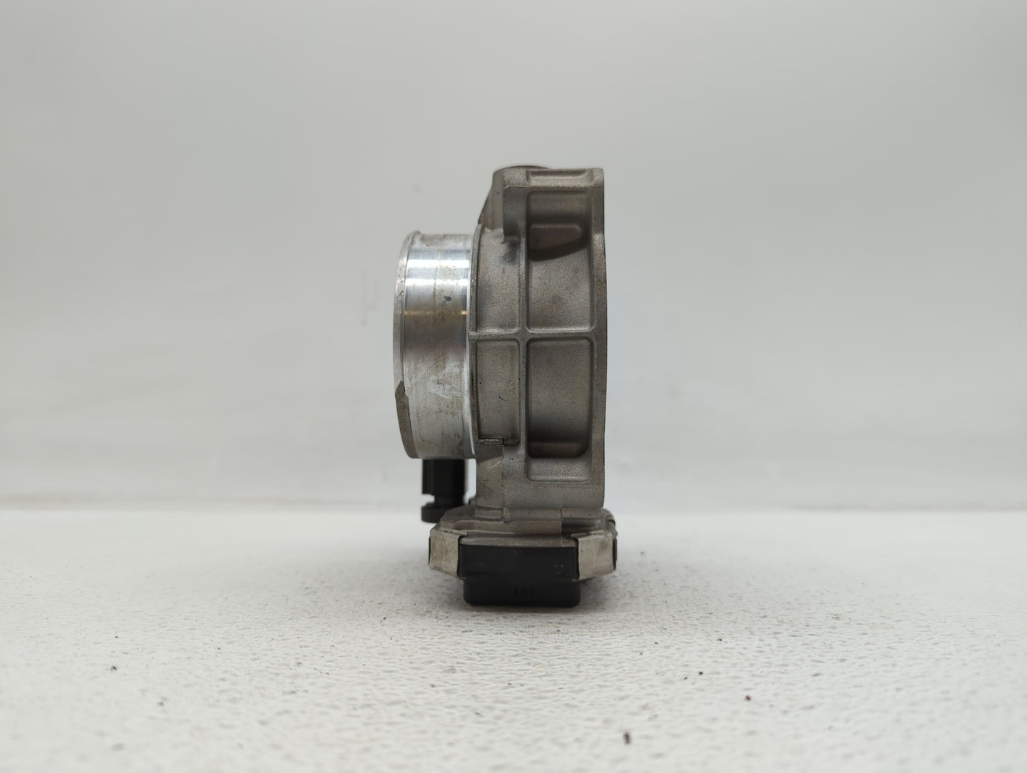 2014 Mercedes-Benz Andare Throttle Body P/N:12670981AA 22030-0P050, 22030-31030 Fits Fits 2012 2013 2015 2016 2017 2018 2019