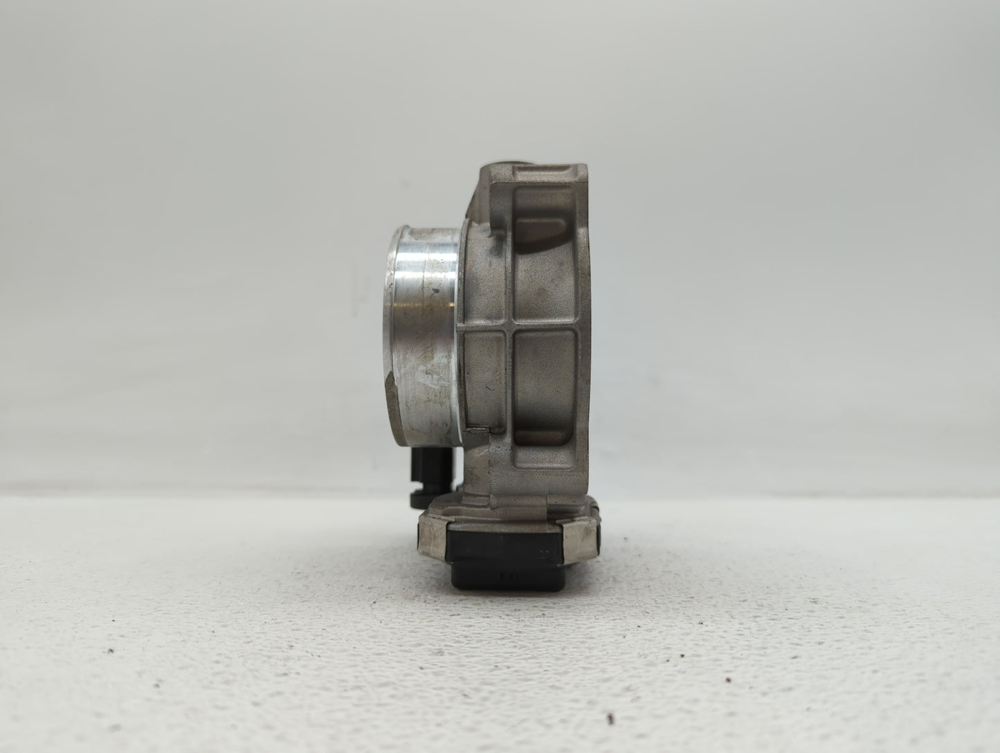 2014 Mercedes-Benz Andare Throttle Body P/N:12670981AA 22030-0P050, 22030-31030 Fits Fits 2012 2013 2015 2016 2017 2018 2019