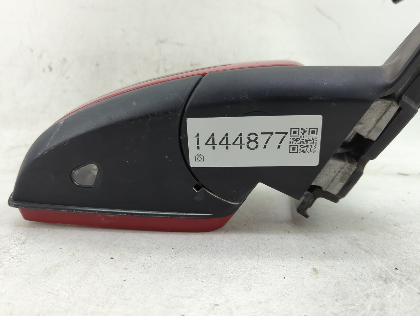 2014 Mercedes-Benz C-Class Passenger Side View Mirror - Right Door Mirror OEM Used - Oemusedautoparts1.com