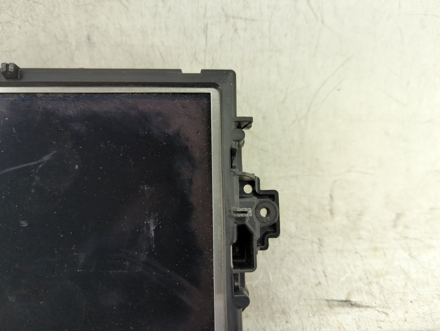 Mercedes-benz C-class Information Display Screen - Oemusedautoparts1.com