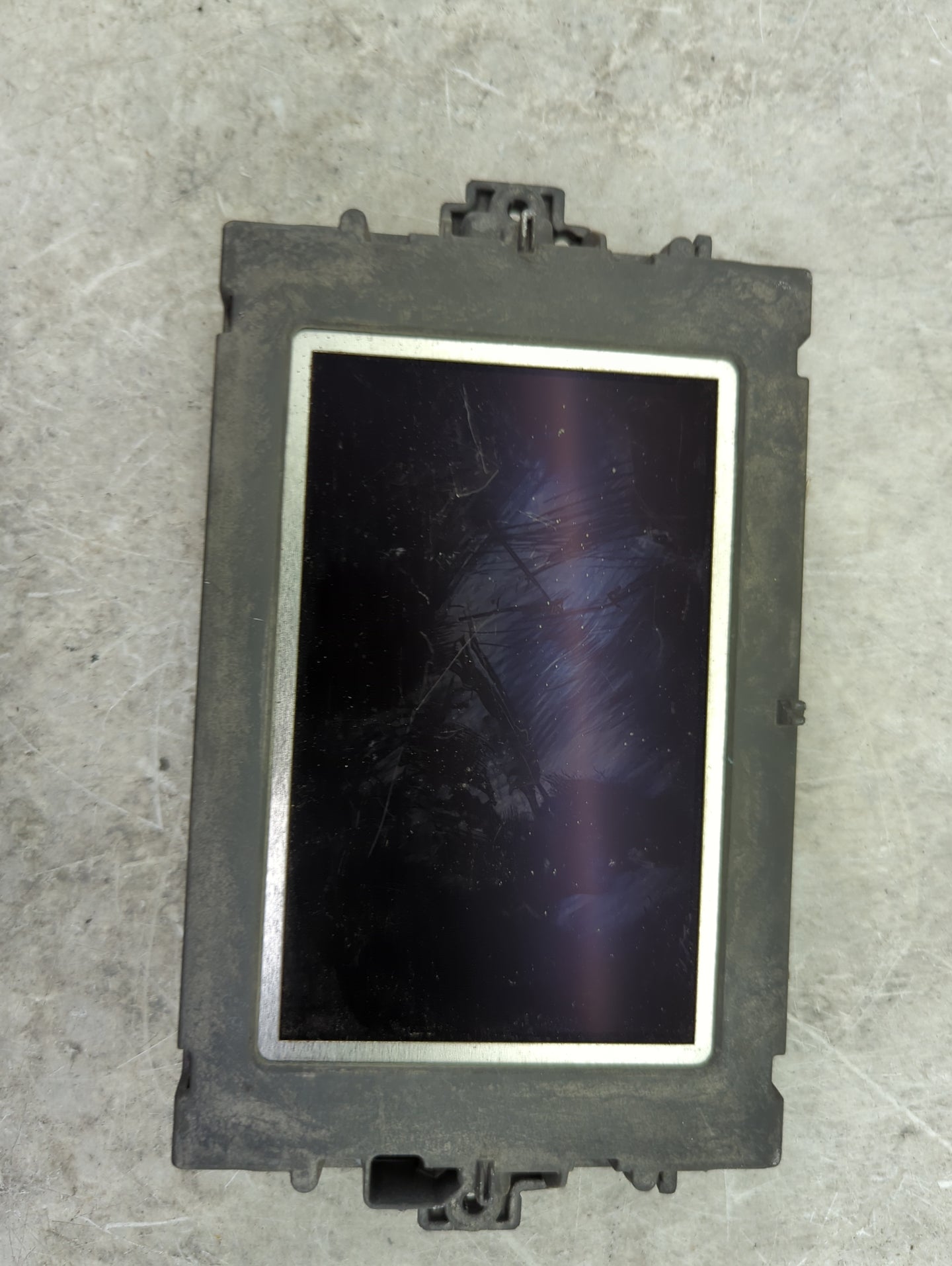Mercedes-benz C-class Information Display Screen - Oemusedautoparts1.com