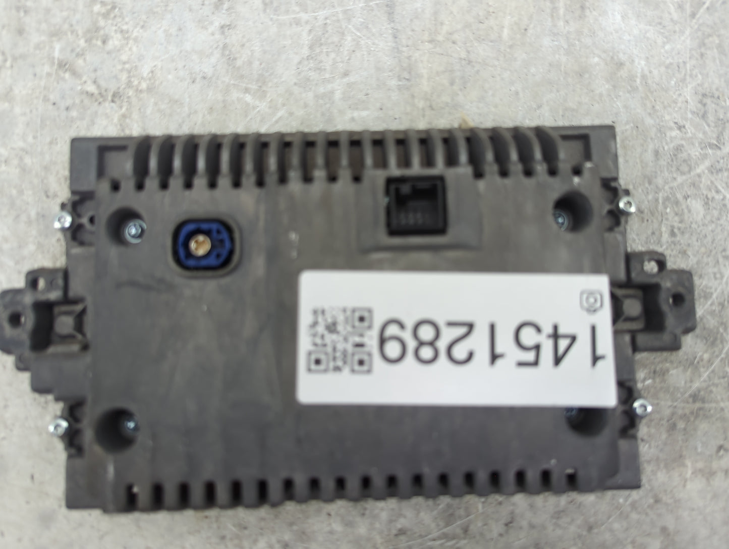 Mercedes-benz C-class Information Display Screen - Oemusedautoparts1.com