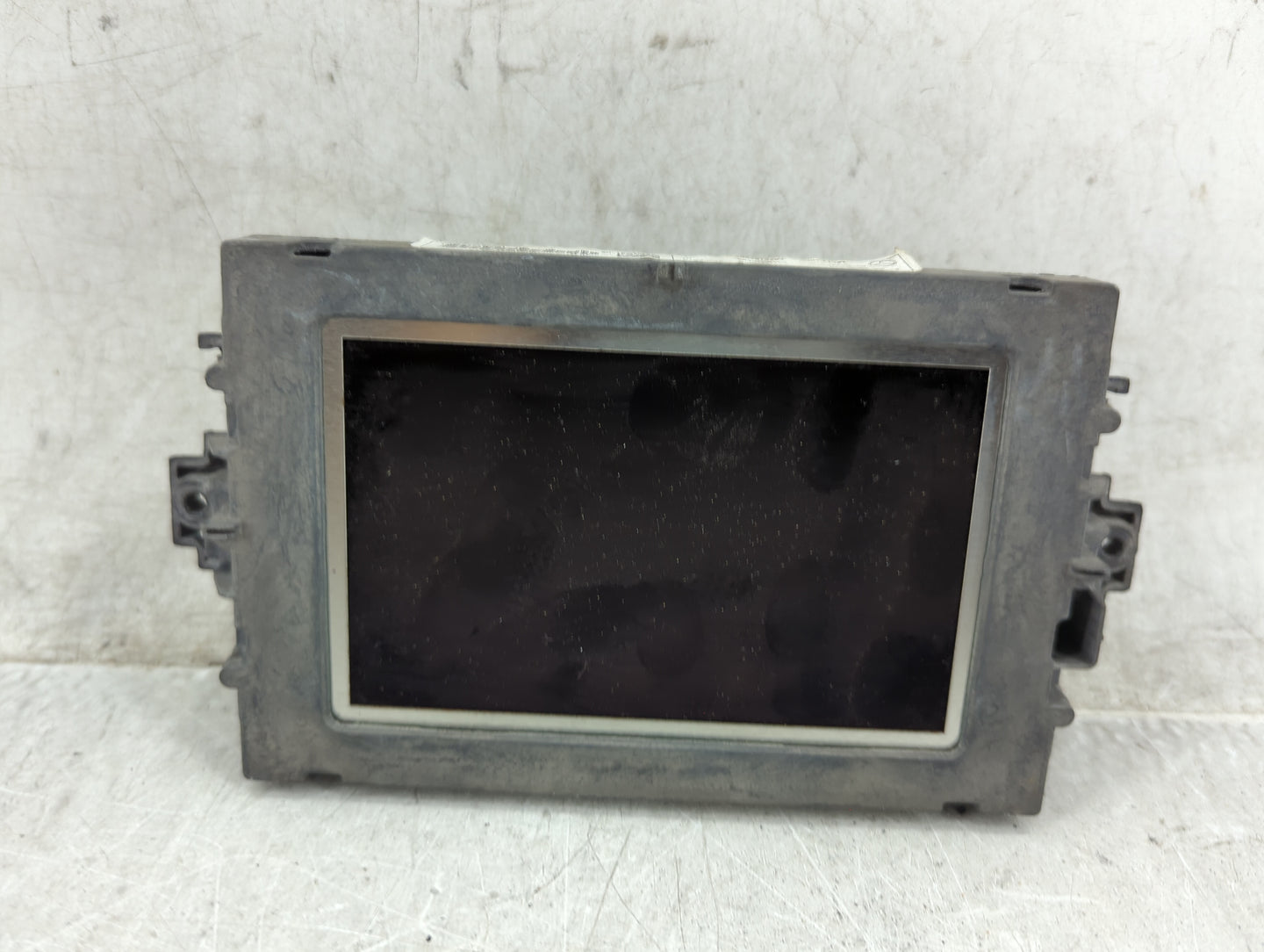 Mercedes-benz C-class Information Display Screen - Oemusedautoparts1.com