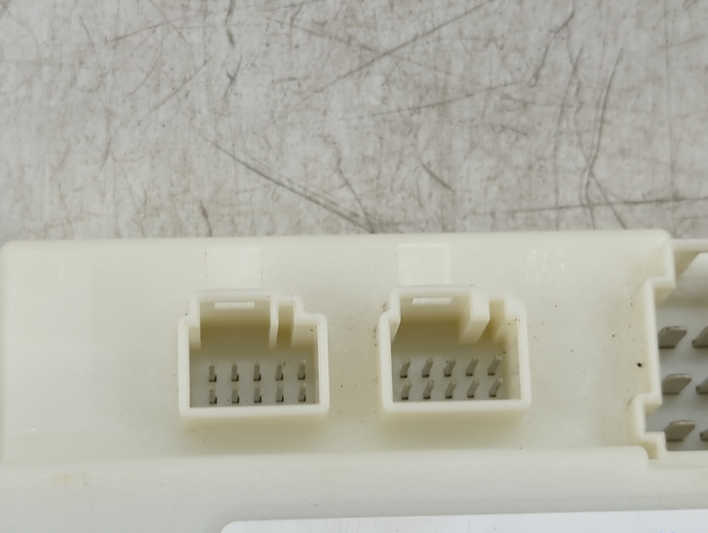 Mercedes-benz C-class Locking Control Module - Oemusedautoparts1.com