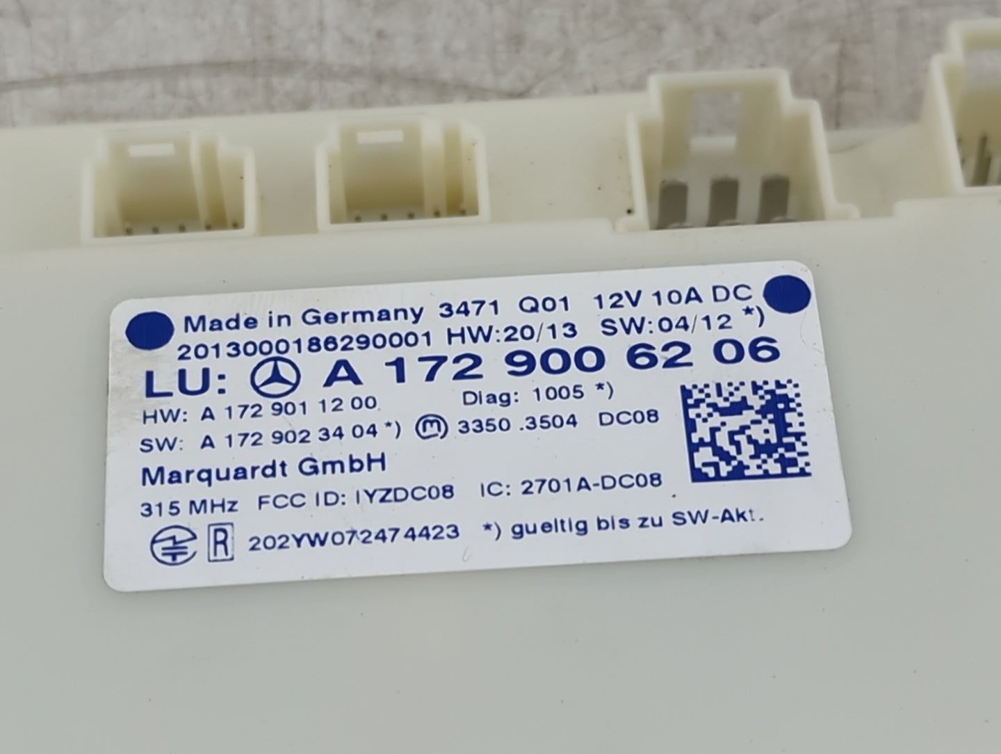 Mercedes-benz C-class Locking Control Module - Oemusedautoparts1.com