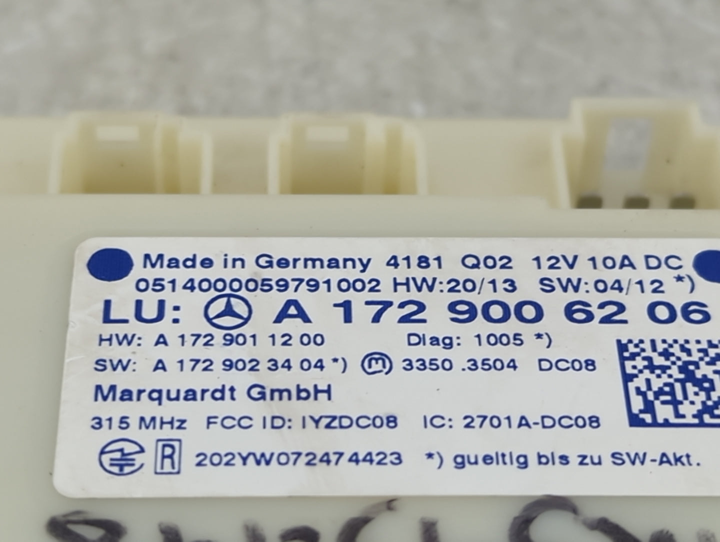 Mercedes-benz C-class Locking Control Module - Oemusedautoparts1.com