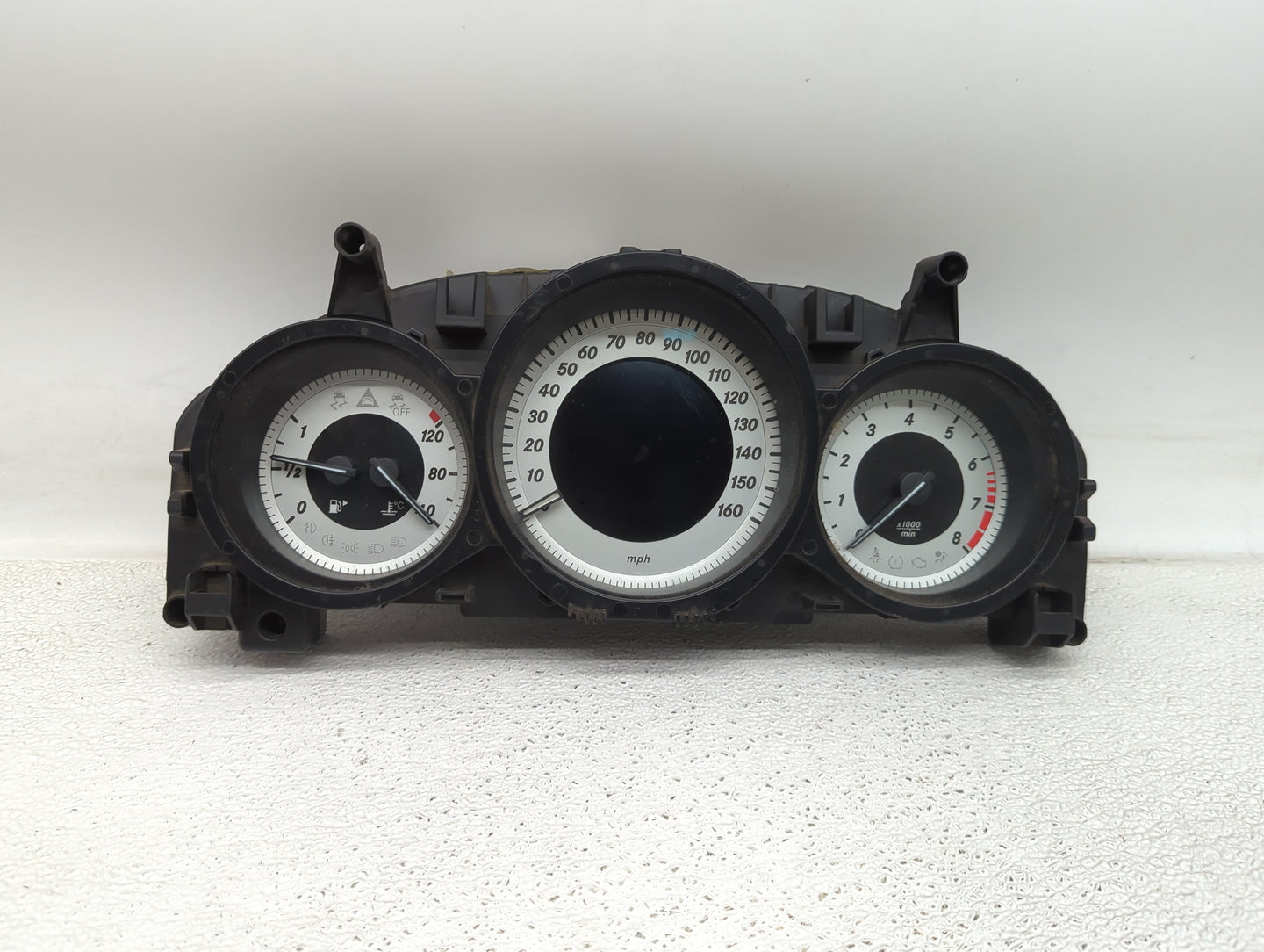 2014 Mercedes-Benz C-Class Instrument Cluster Speedometer Gauges P/N:A2049005213 A2087297000 Fits OEM Used Auto Parts - Oemu