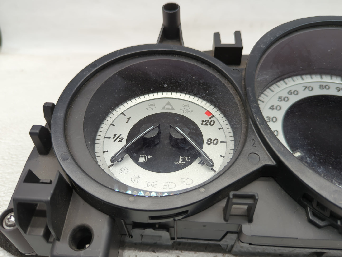 2014 Mercedes-Benz C-Class Instrument Cluster Speedometer Gauges P/N:A2049005213 A2C87297000 Fits OEM Used Auto Parts - Oemu