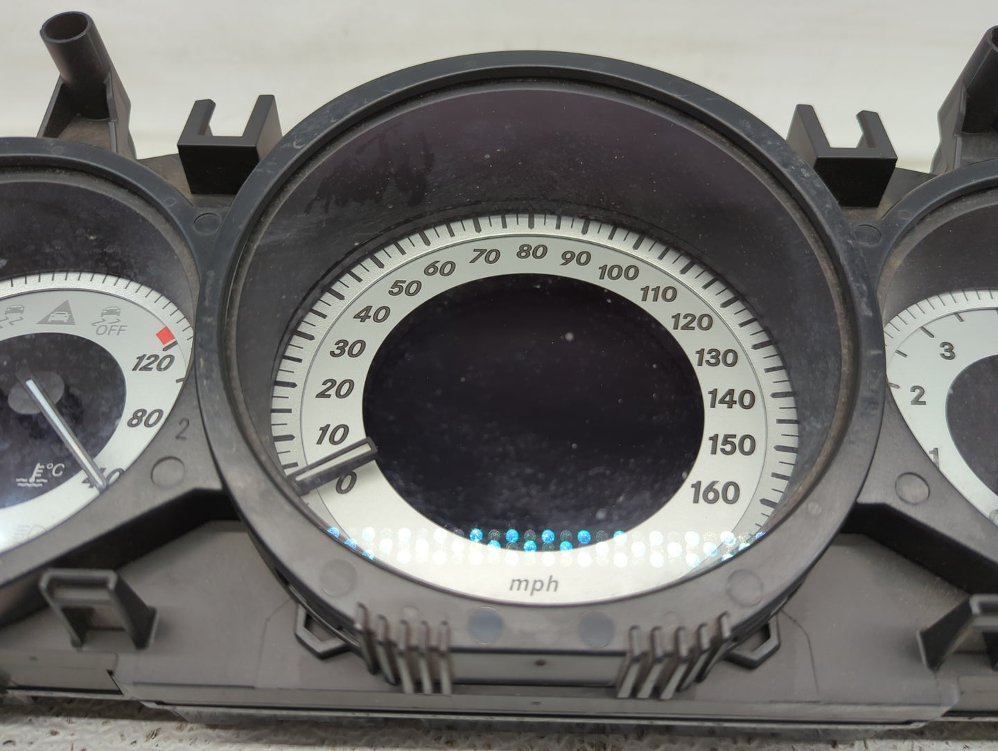 2014 Mercedes-Benz C-Class Instrument Cluster Speedometer Gauges P/N:A2049005213 A2C87297000 Fits OEM Used Auto Parts - Oemu
