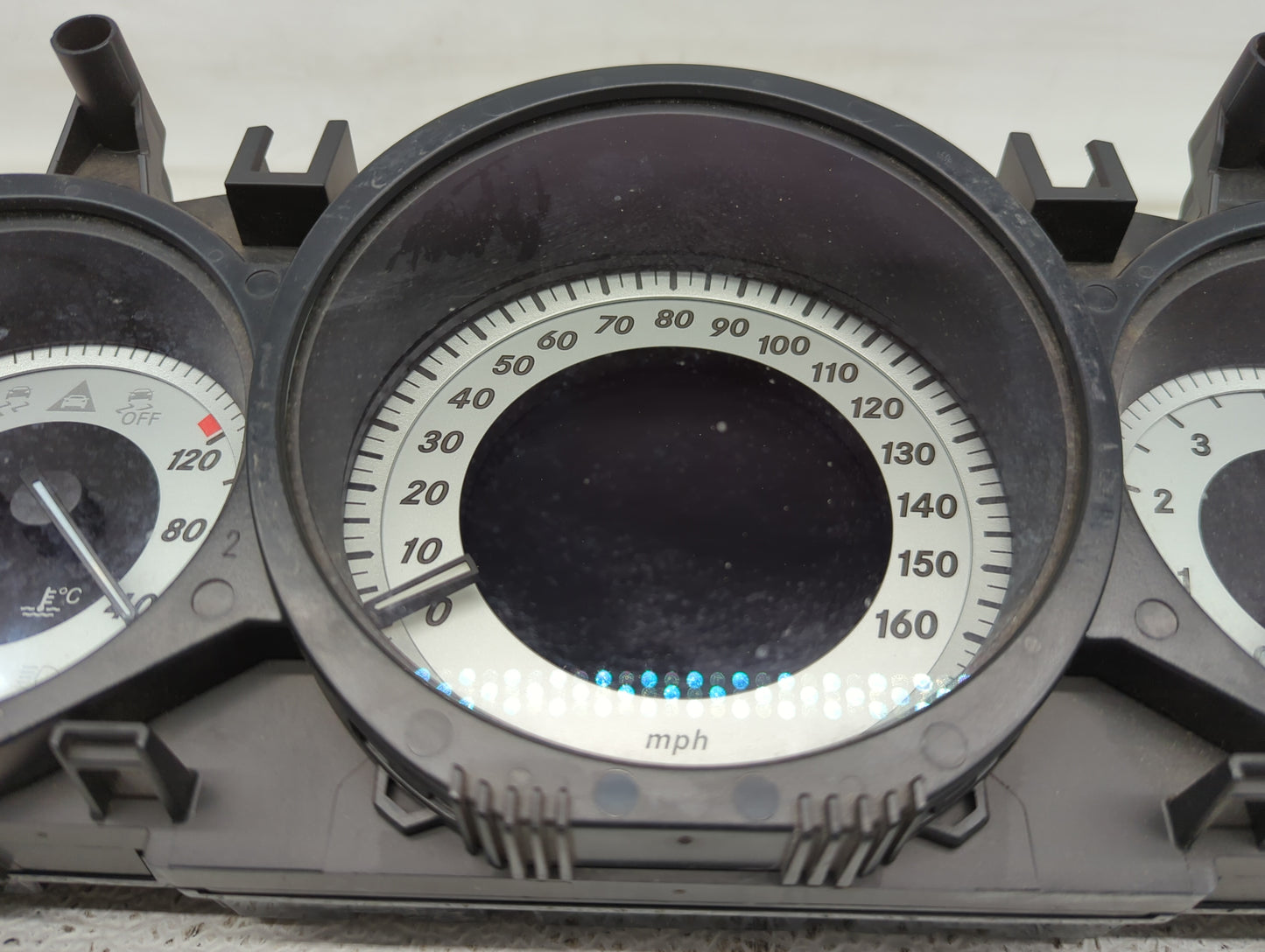 2014 Mercedes-Benz C-Class Instrument Cluster Speedometer Gauges P/N:A2049005213 A2C87297000 Fits OEM Used Auto Parts - Oemu