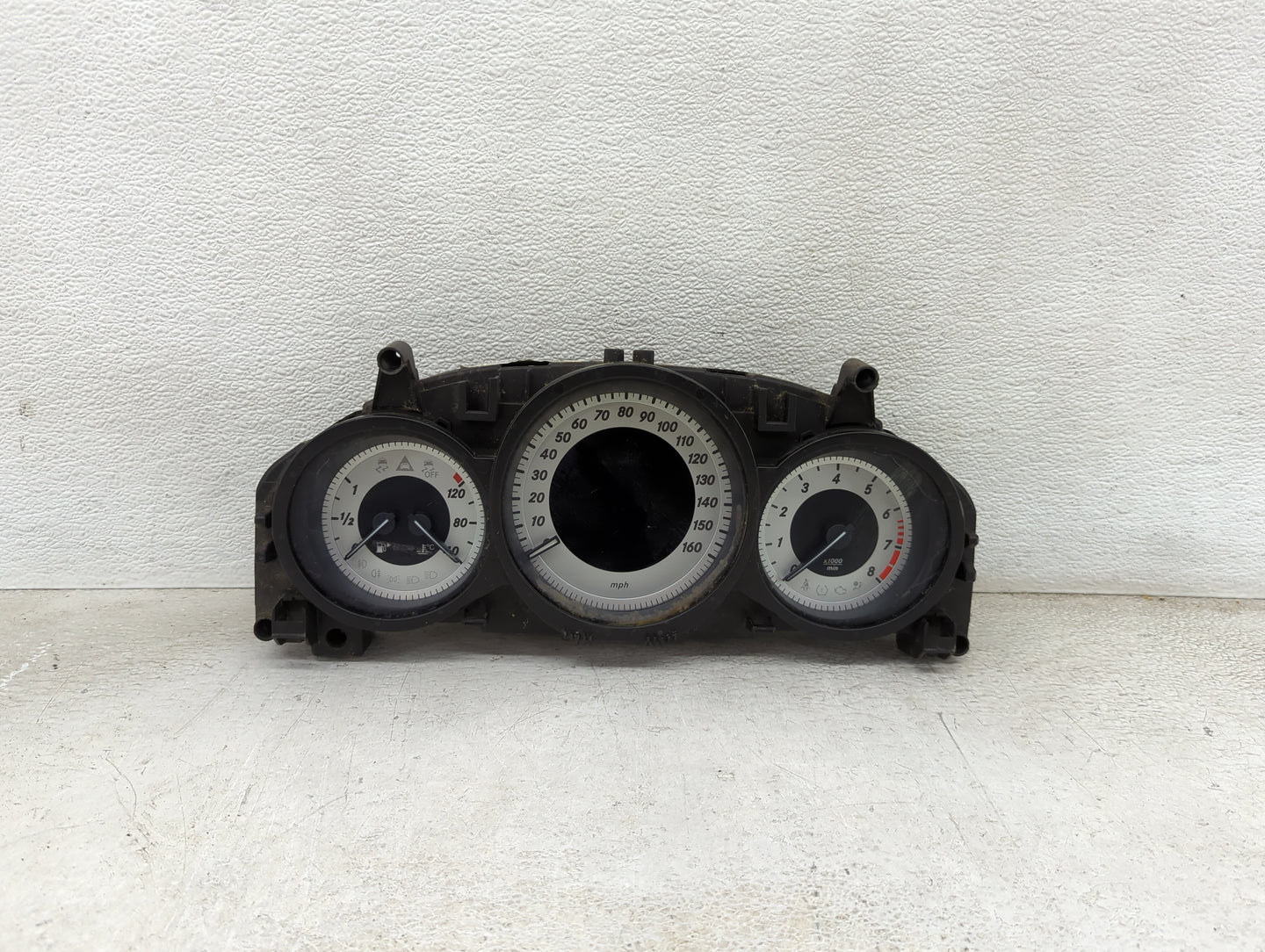 2014 Mercedes-Benz C-Class Instrument Cluster Speedometer Gauges P/N:A2049005213 A2C87297000 Miles:67K Fits OEM Used Auto Pa