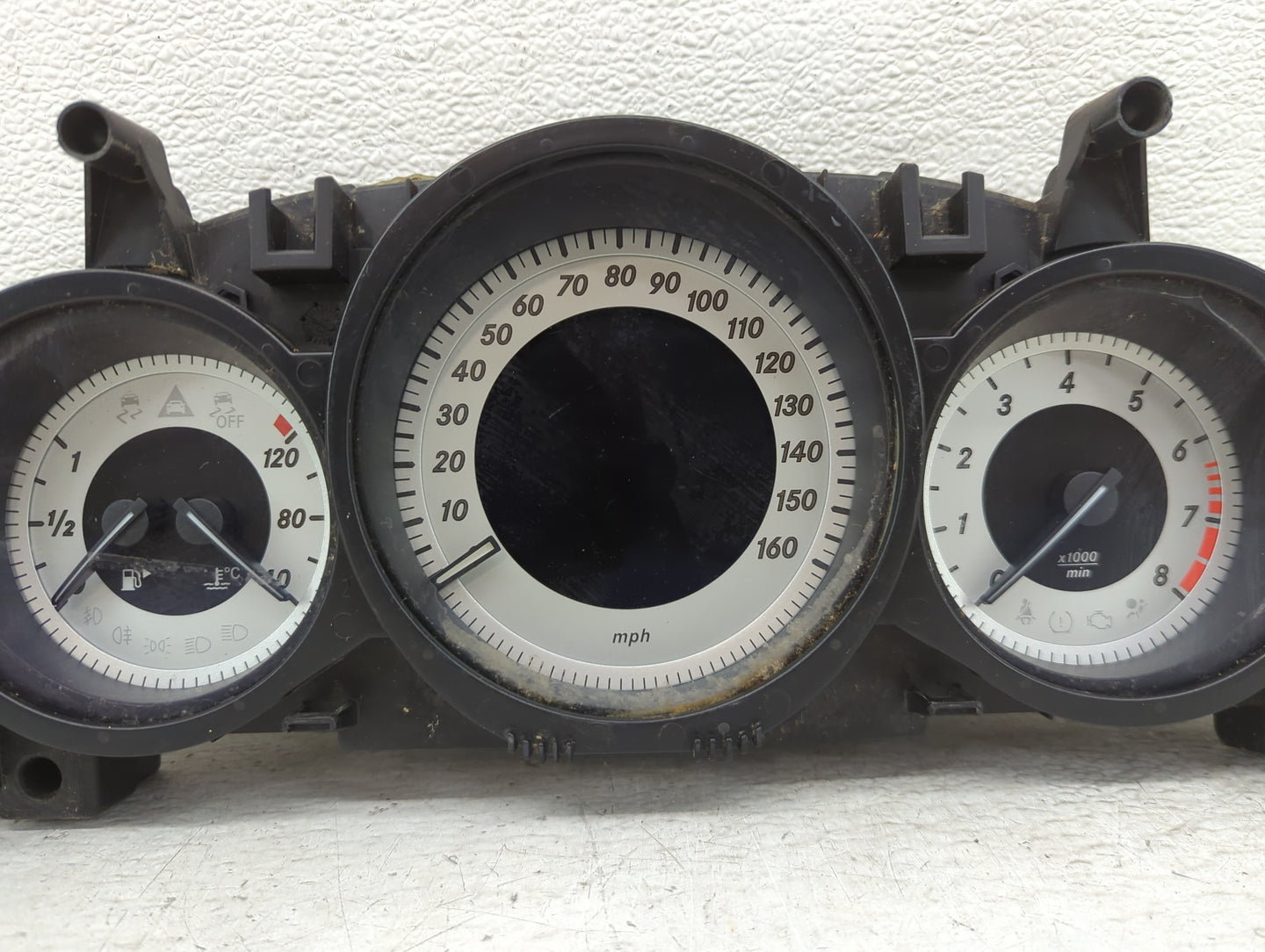 2014 Mercedes-Benz C-Class Instrument Cluster Speedometer Gauges P/N:A2049005213 A2C87297000 Miles:67K Fits OEM Used Auto Pa