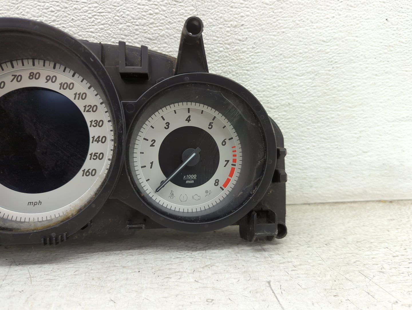 2014 Mercedes-Benz C-Class Instrument Cluster Speedometer Gauges P/N:A2049005213 A2C87297000 Miles:67K Fits OEM Used Auto Pa