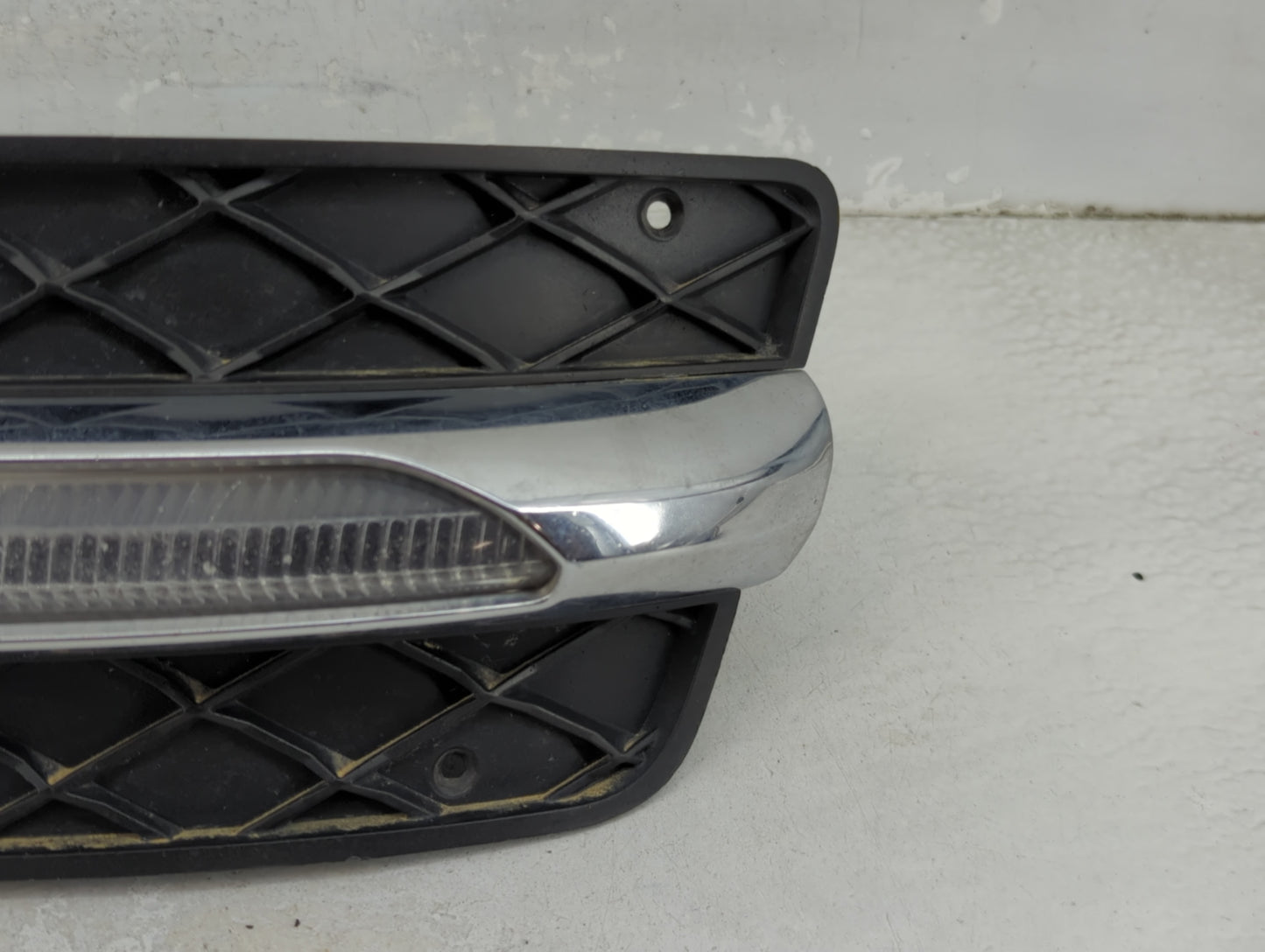 Mercedes-benz C-class Driver Left Oem Front Light Lamp Black - Oemusedautoparts1.com