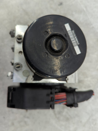 compare product 2014 Mercedes-Benz C-Class ABS Pump Control Module Replacement P/N:A1724314212 10021209224, A0095404581 Fits Fits 2013 2015 OEM Used Auto Parts