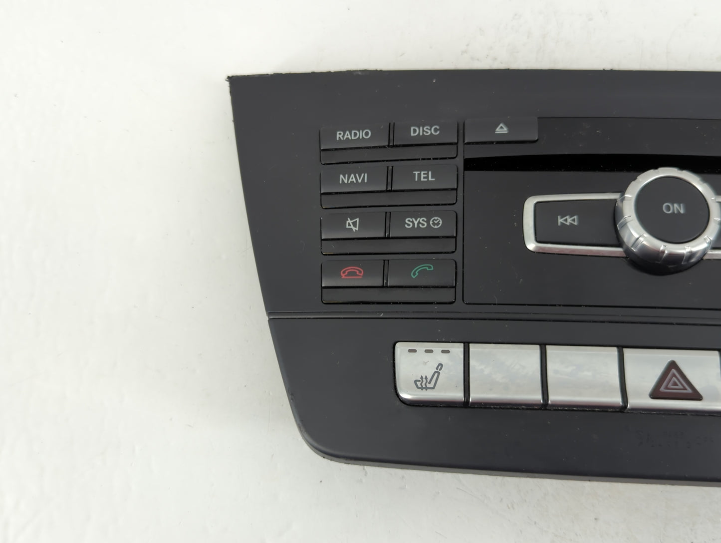 2011-2014 Mercedes-Benz C250 Radio AM FM Cd Player Receiver Replacement P/N:A 204 905 96 01 Fits OEM Used Auto Parts - Oemus