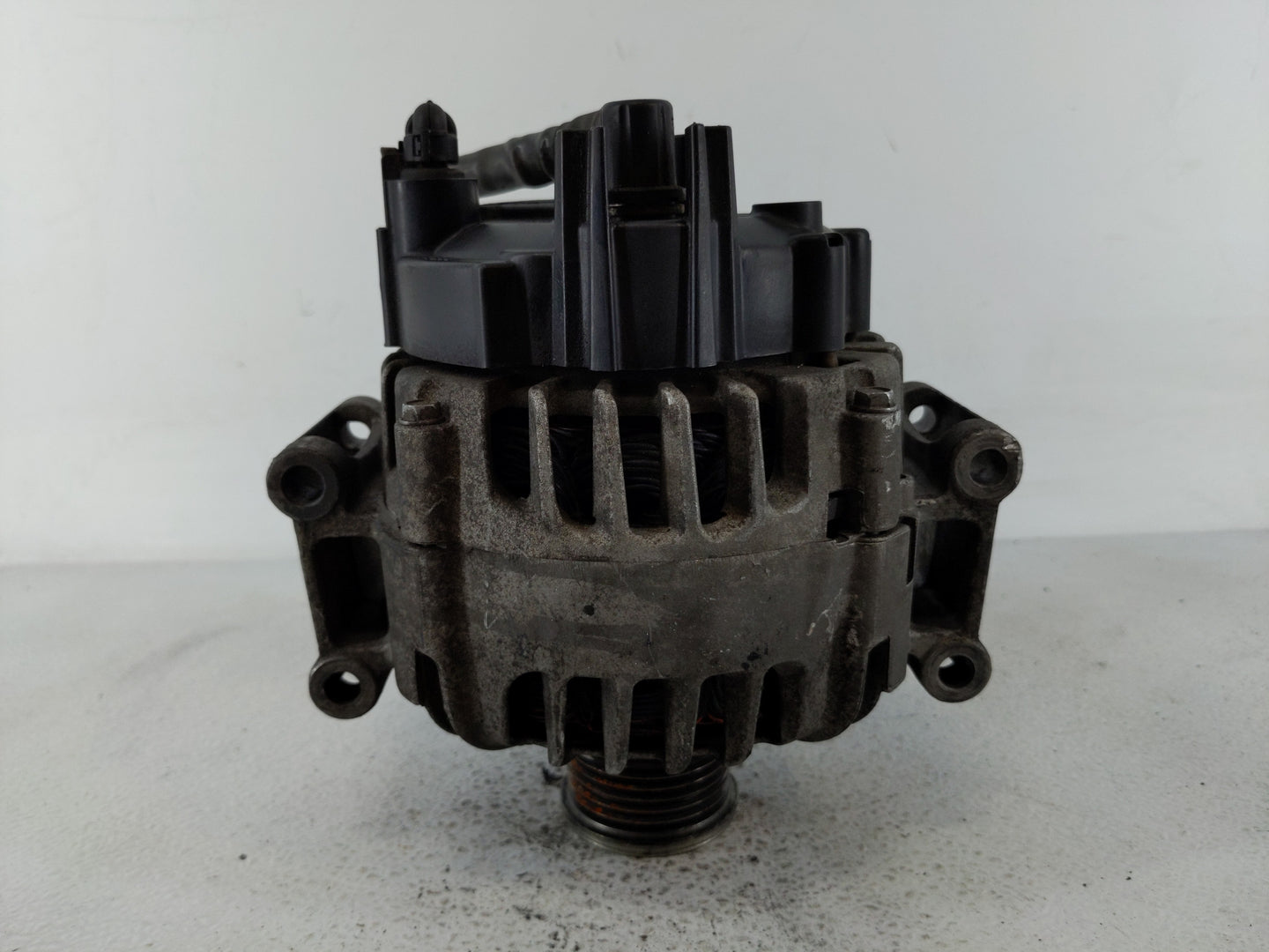 2014-2015 Mercedes-Benz C250 Alternator Replacement Generator Charging Assembly Engine OEM P/N:A 000 906 79 02 Fits Fits 201