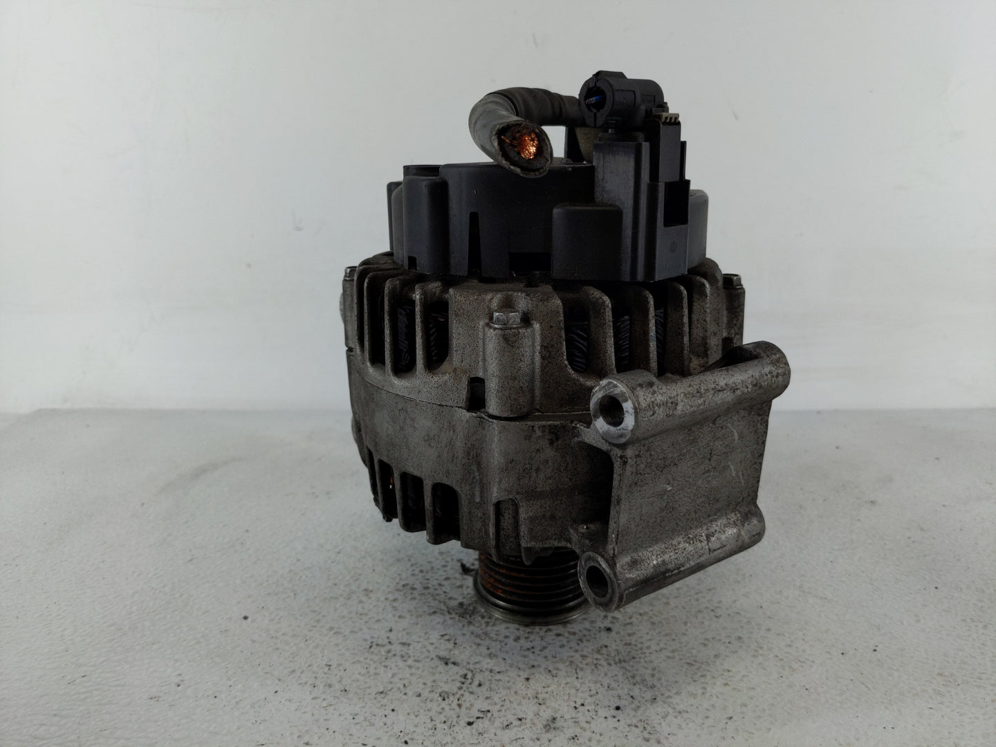 2014-2015 Mercedes-Benz C250 Alternator Replacement Generator Charging Assembly Engine OEM P/N:A 000 906 79 02 Fits Fits 201