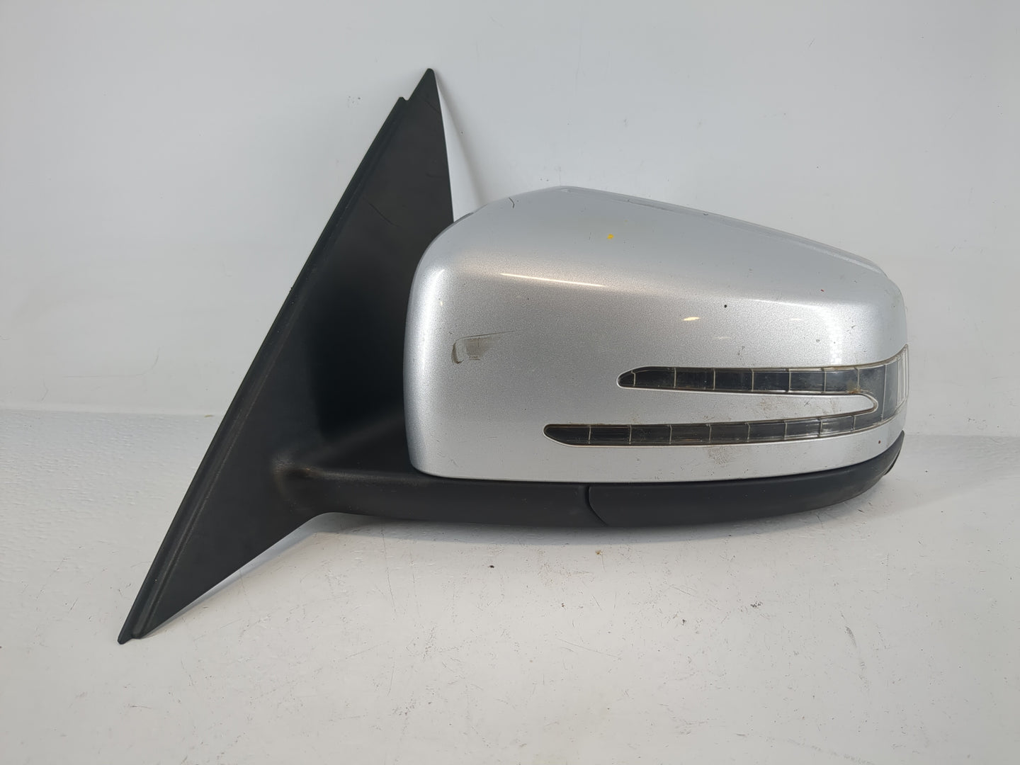 2012-2014 Mercedes-Benz C250 Driver Side View Mirror - Left Door Mirror OEM Used - Oemusedautoparts1.com