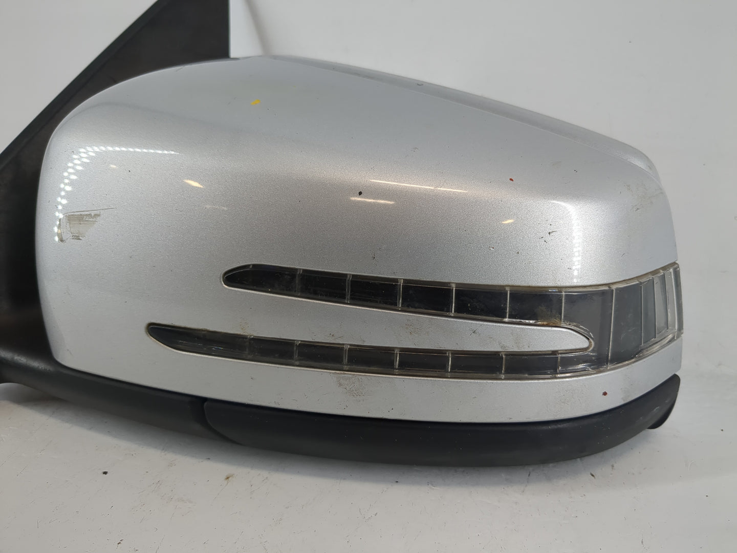 2012-2014 Mercedes-Benz C250 Driver Side View Mirror - Left Door Mirror OEM Used - Oemusedautoparts1.com