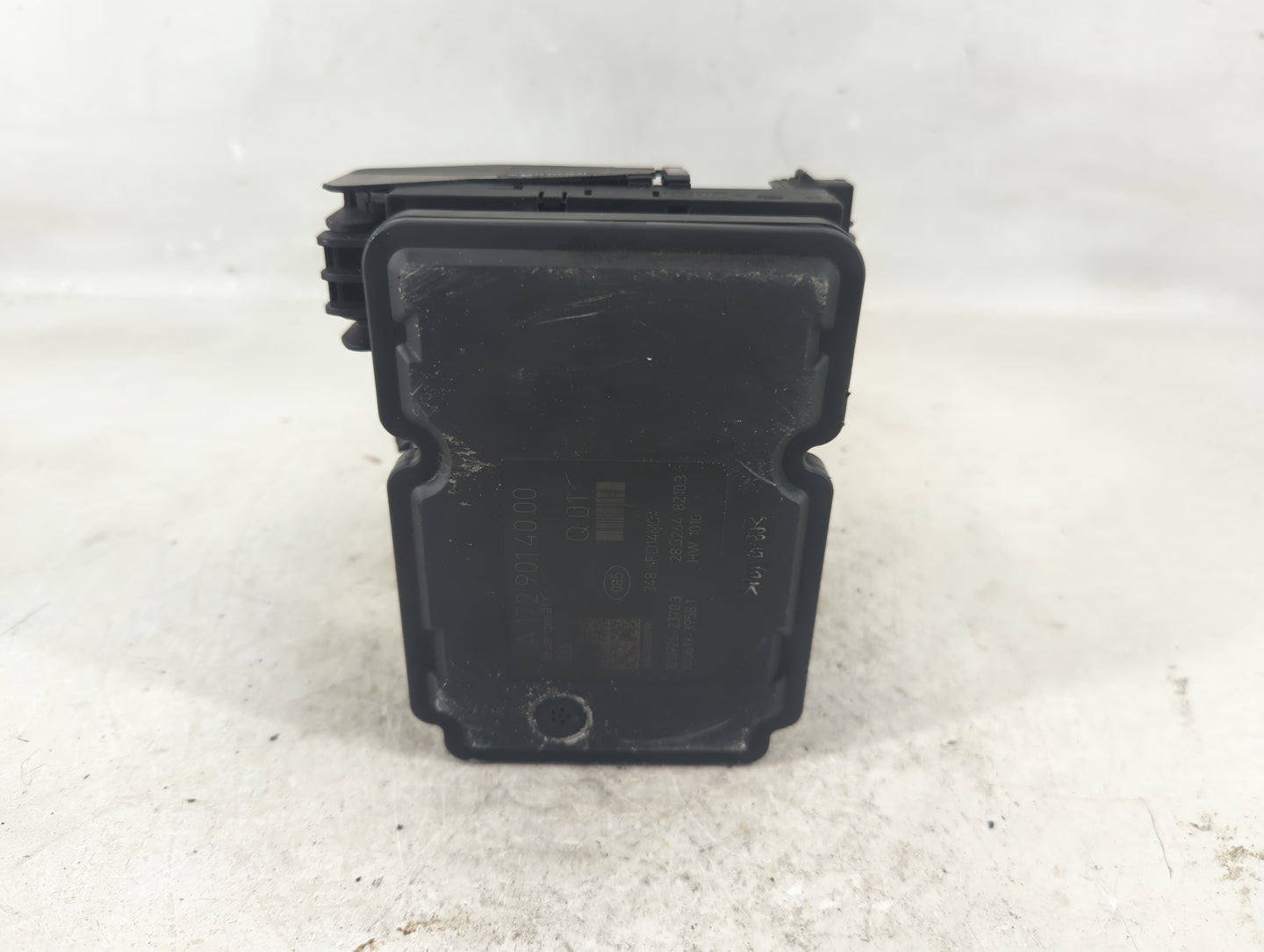 2013-2015 Mercedes-Benz C250 ABS Pump Control Module Replacement P/N:10.0212 - 0822 A 172 431 42 12 Fits Fits 2013 2014 2015